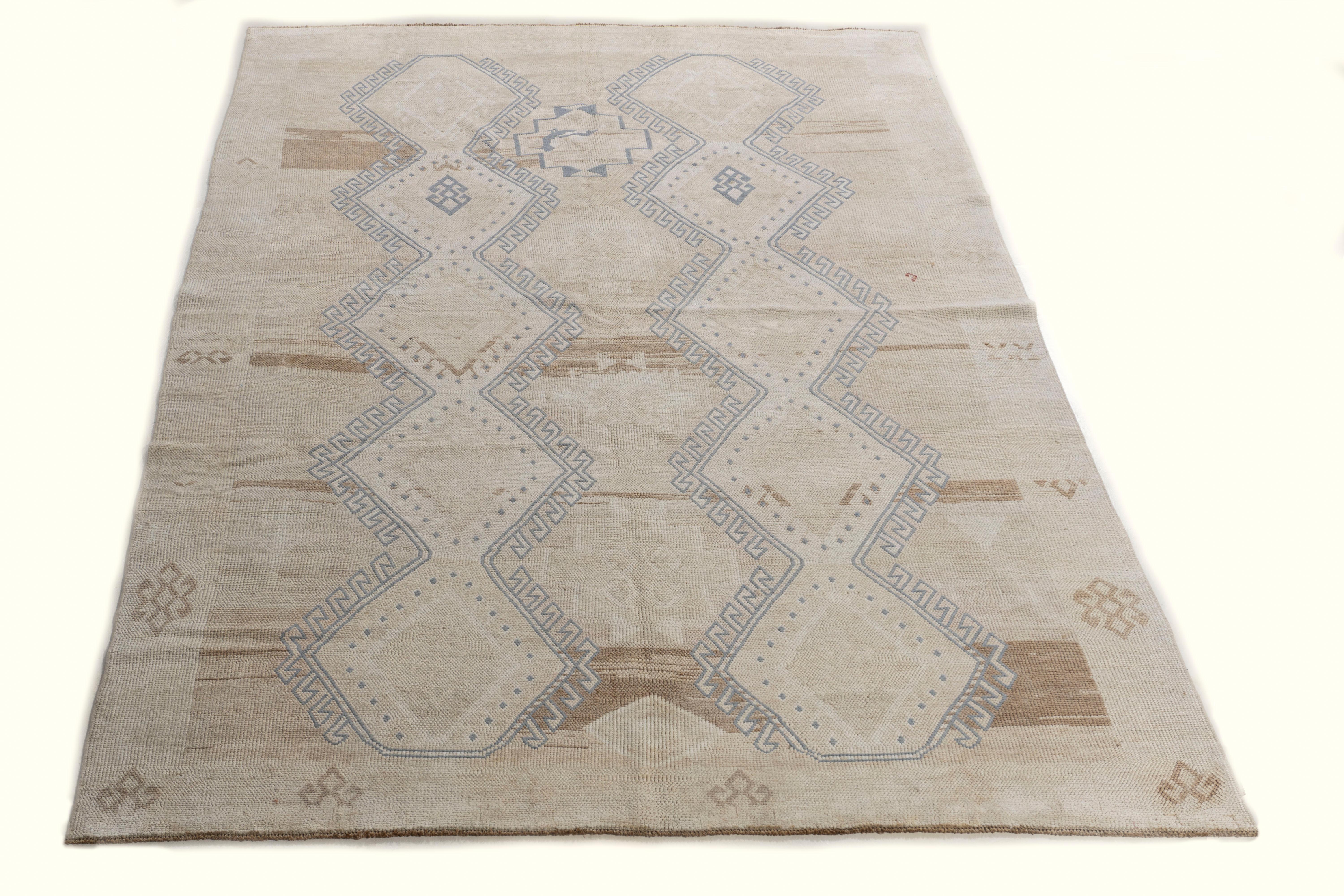 Vintage Circa 1940 Beige Turkish Oushak Kars Hand Knotted Rug For Sale 2
