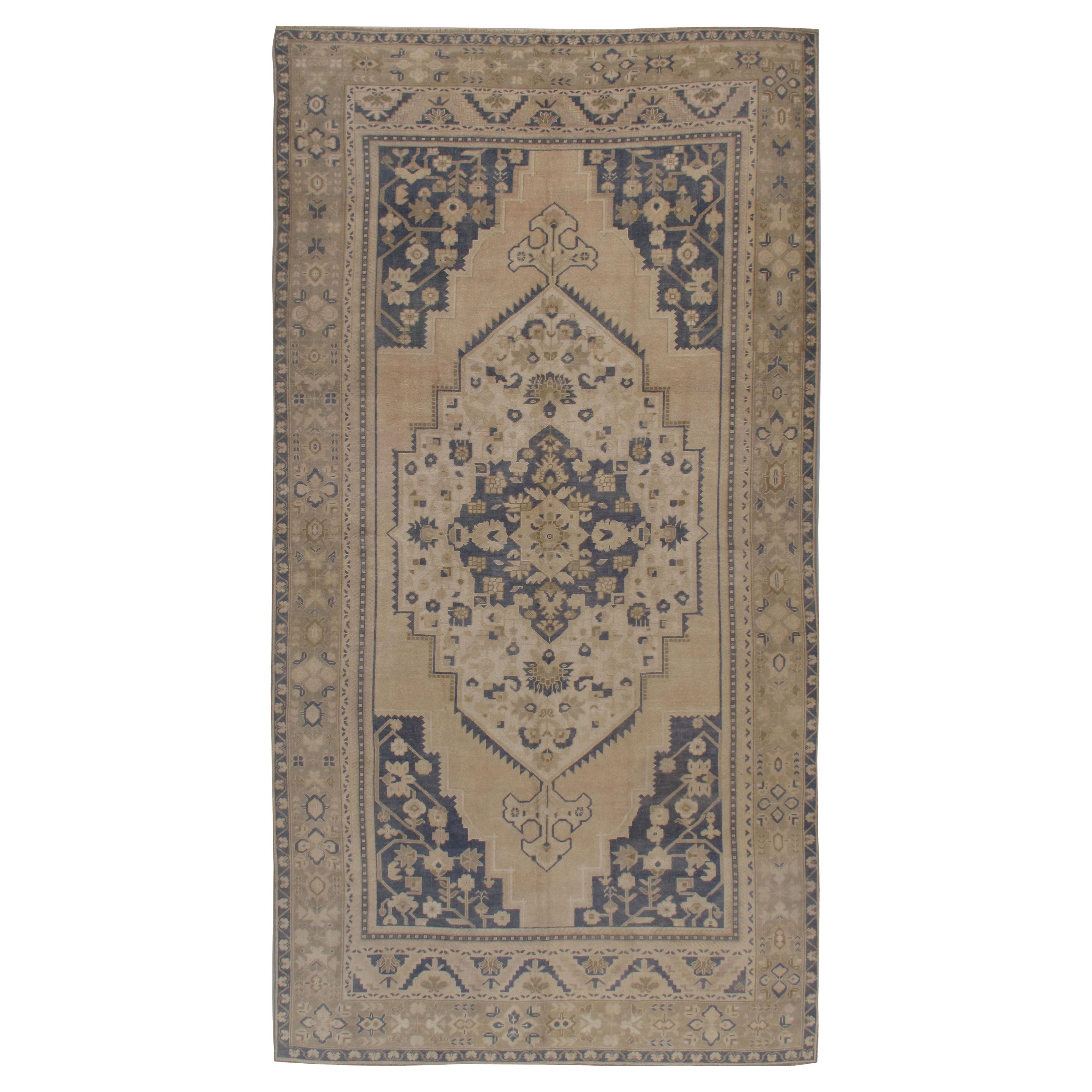 Vintage CIRCA 1940 Blau Türkisch Oushak Bereich Teppich  6' x 11'8 im Angebot