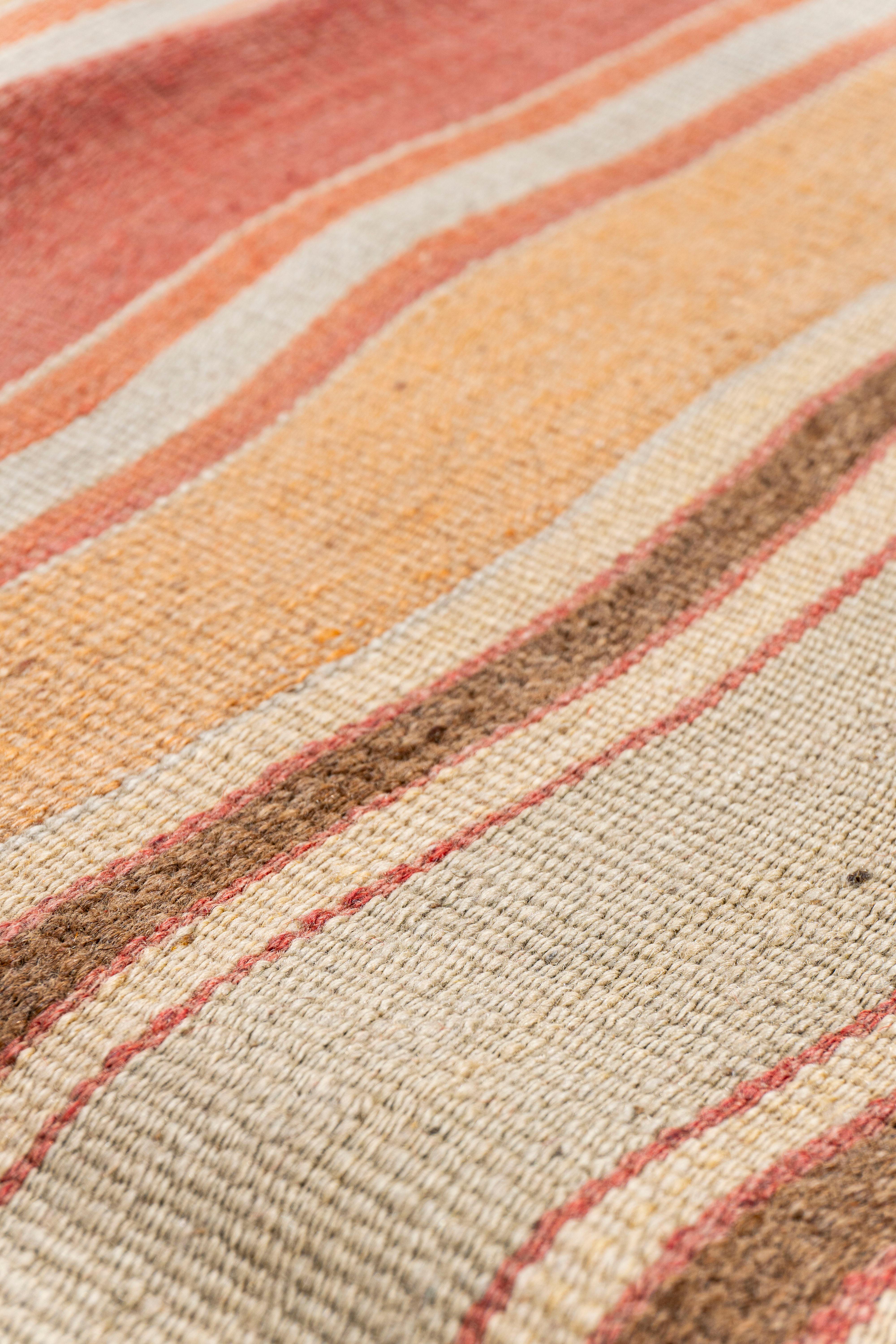 Vintage Circa 1940 Brown Turkish Kilim Flatweave Rug In Good Condition For Sale In New York, NY