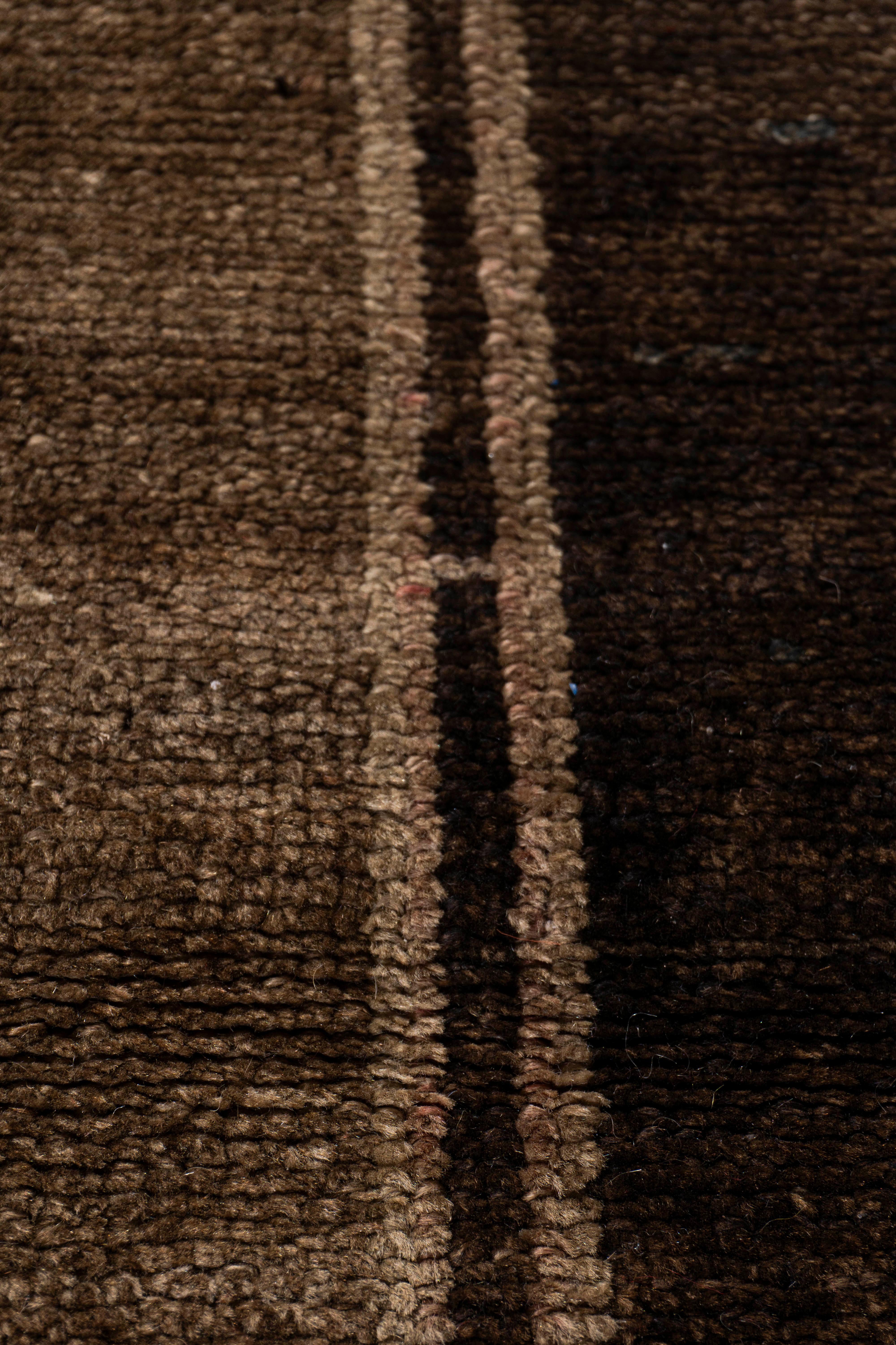 Vintage, circa 1940, Runner in lana marrone turco Oushak annodato a mano 3'11 X 15'1 in vendita 8