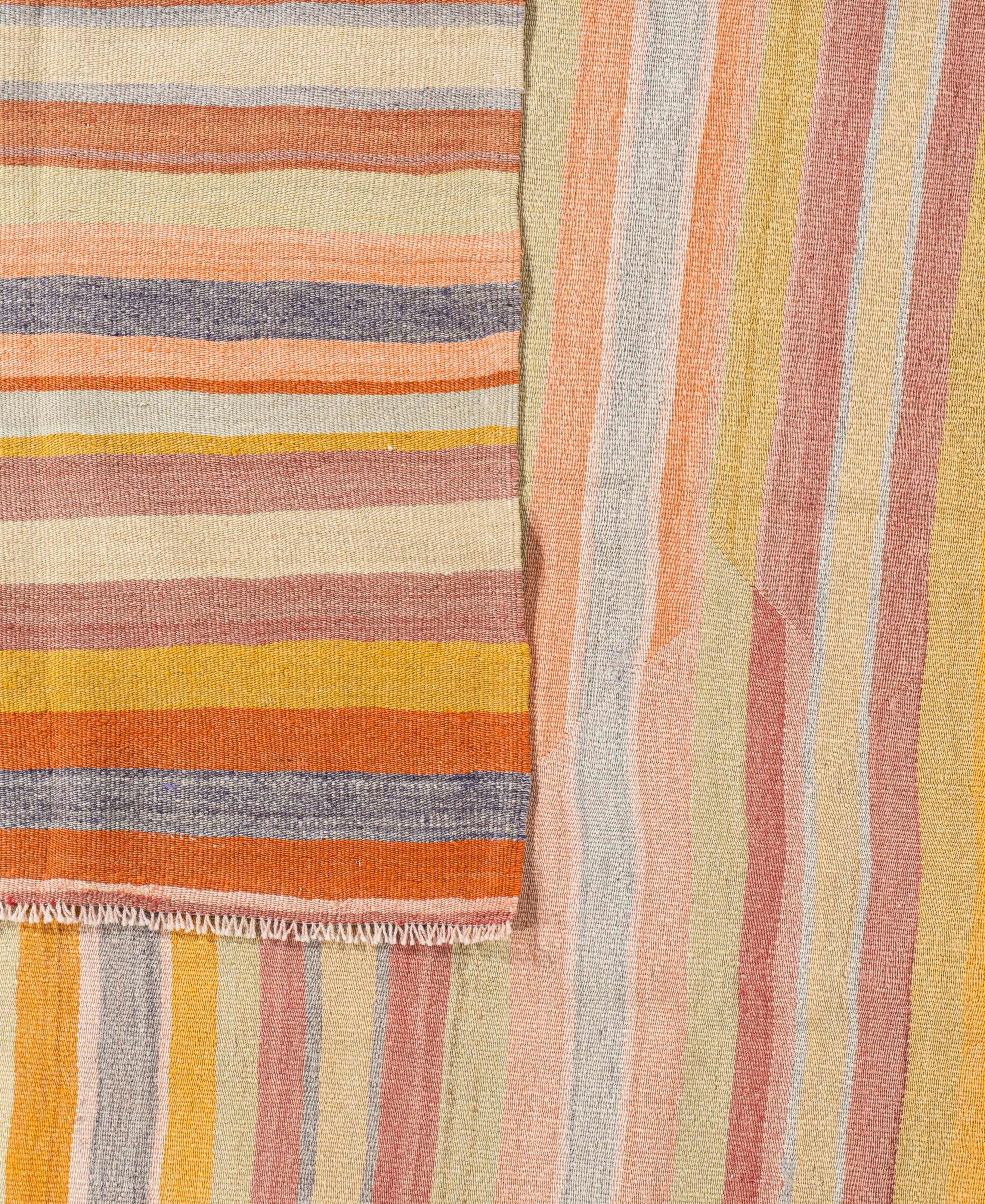 Vintage By, circa 1940, Rug & Kilim turco arancione a tessitura piatta in vendita 1