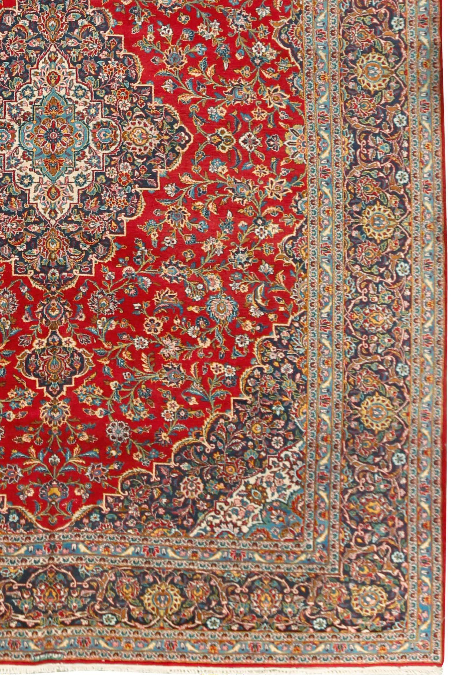Persischer Kashan-Teppich in Rot und Blau, Vintage, ca. 1940, 10'4 x 14'5 cm im Angebot 1