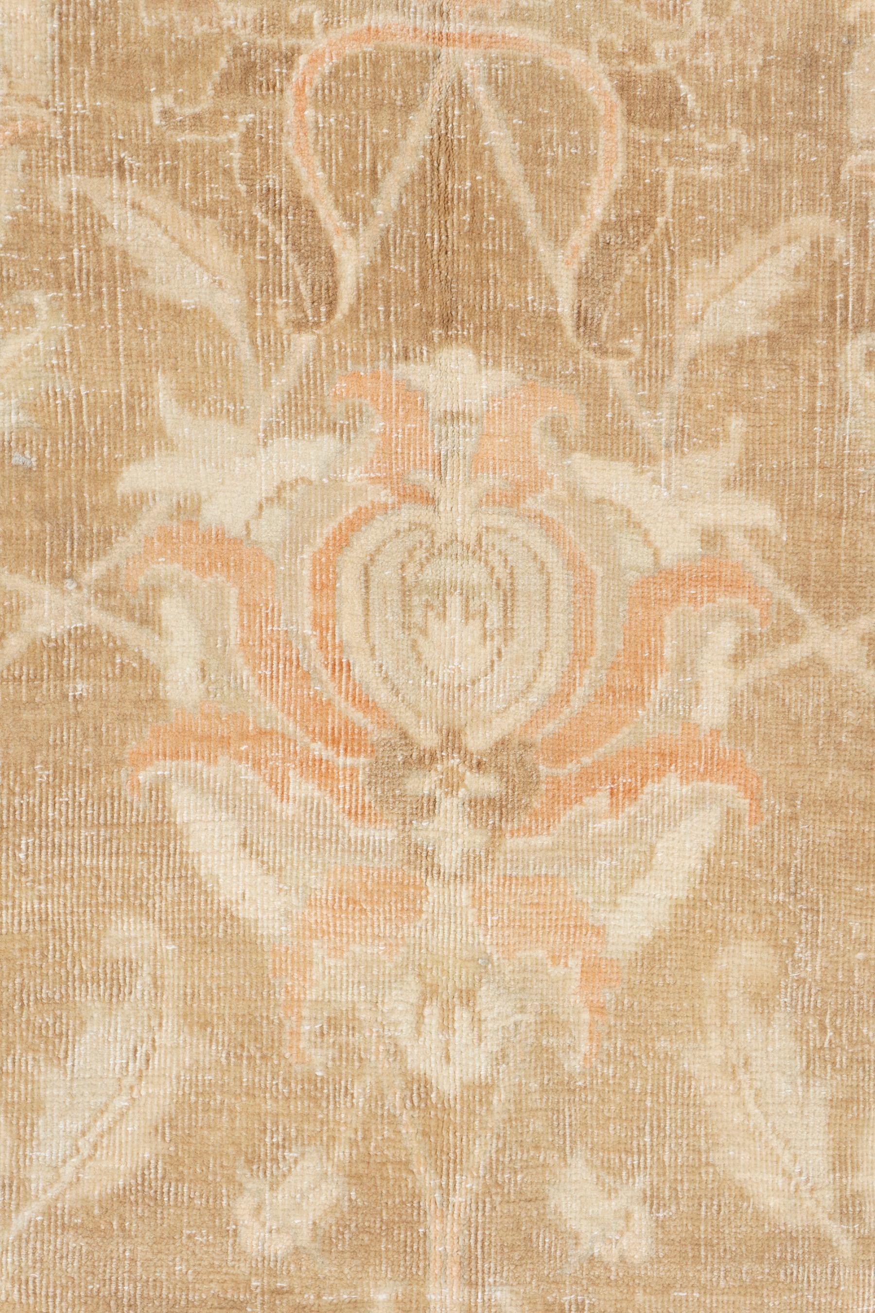 Vintage Circa 1940 Tan Agra Design Wool Hand Knots Rug (tapis en laine nouée à la main) en vente 1