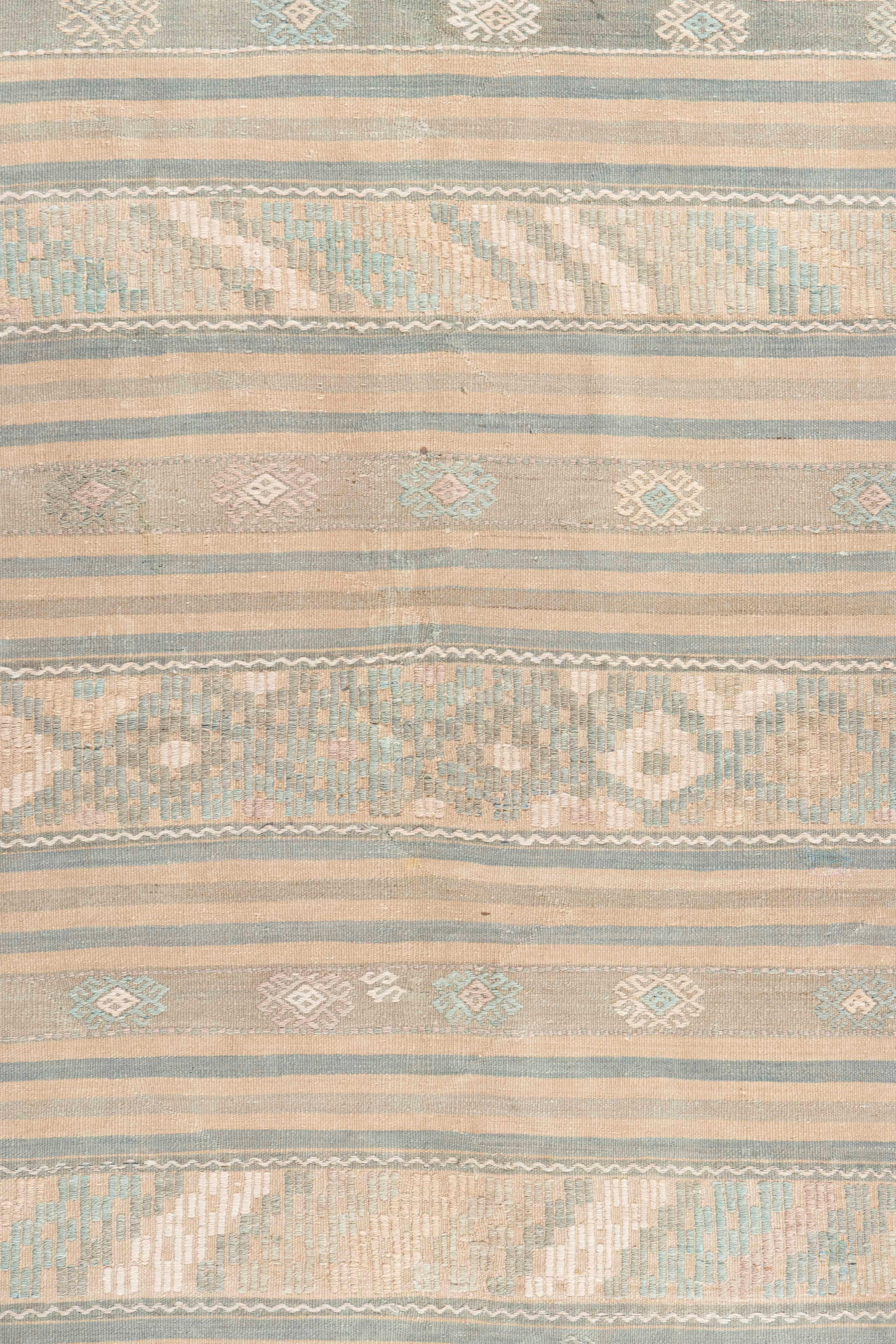 Vintage CIRCA 1940 Tan Türkischer Kilim Flachgewebe-Teppich im Angebot 3