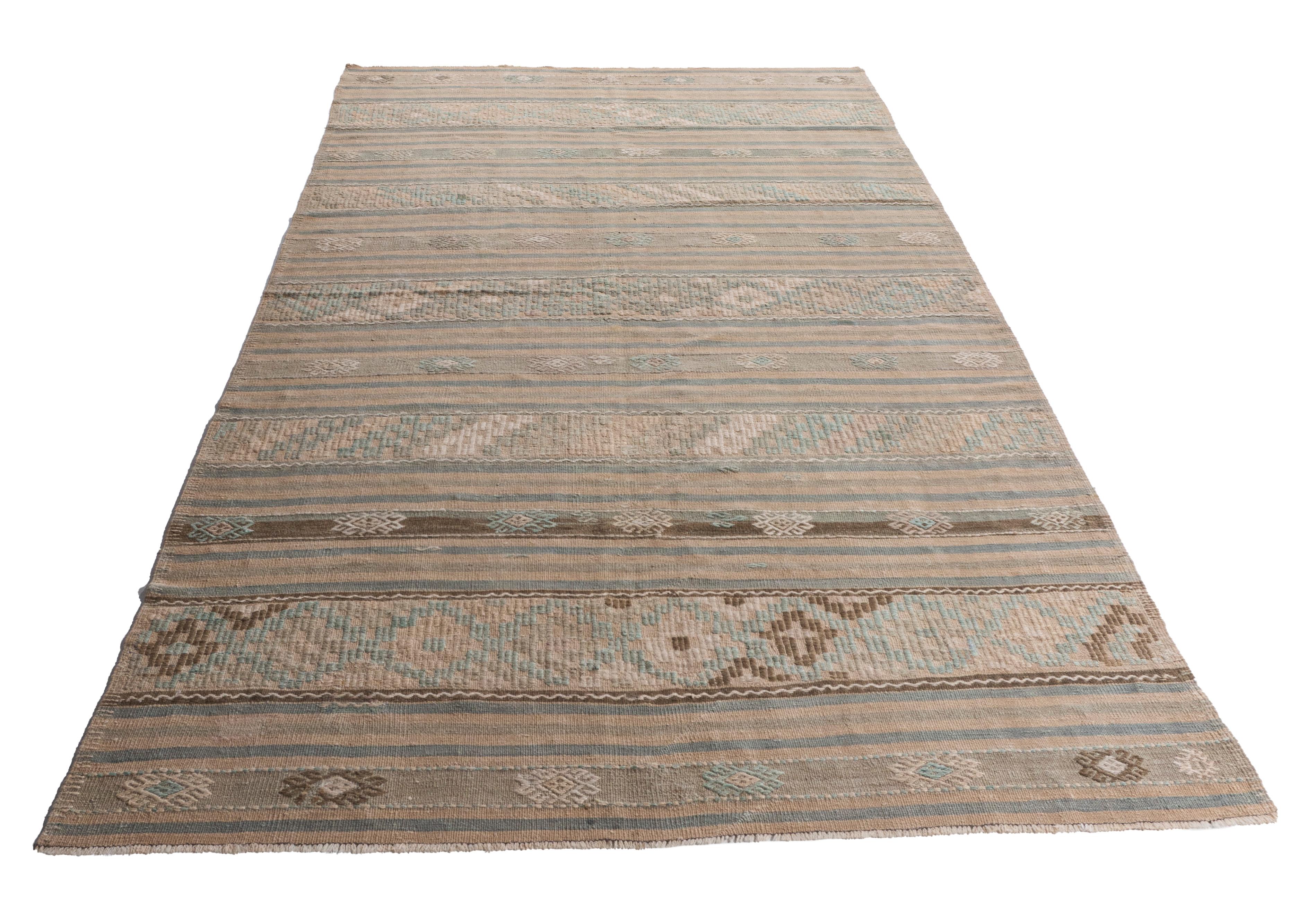 Vintage CIRCA 1940 Tan Türkischer Kilim Flachgewebe-Teppich im Angebot 6
