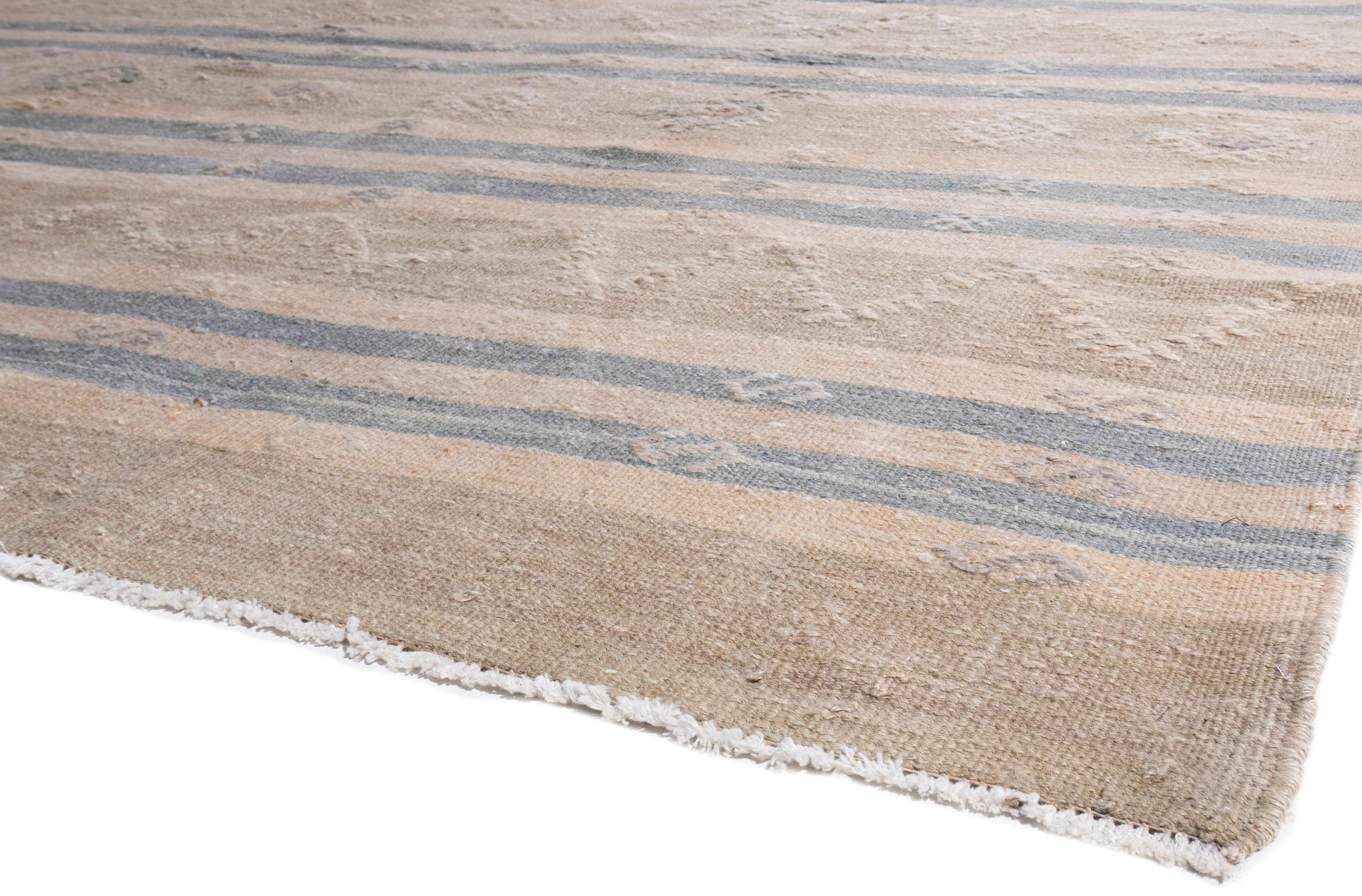 Vintage CIRCA 1940 Tan Türkischer Kilim Flachgewebe-Teppich im Angebot 6