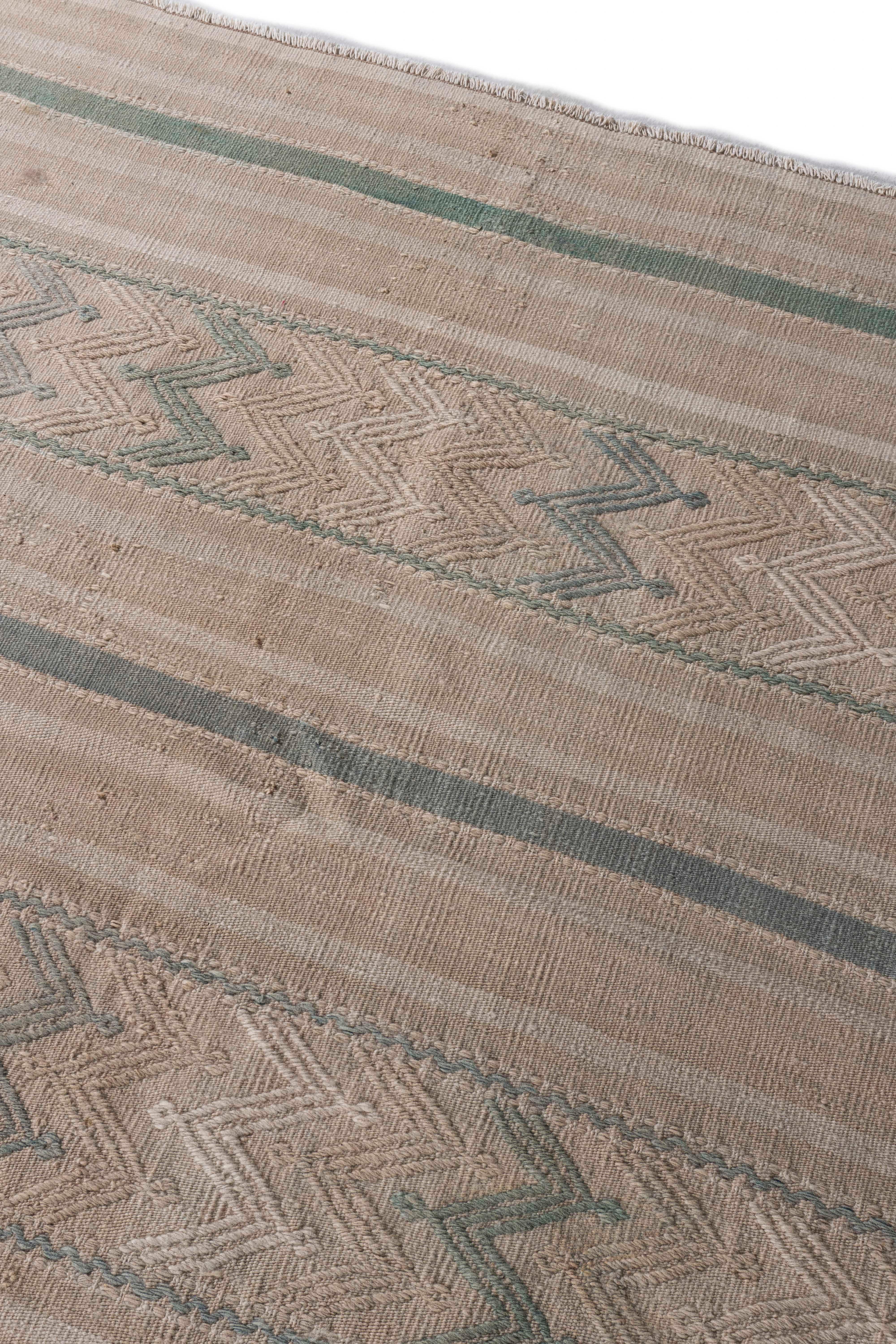 Vintage CIRCA 1940 Tan Türkischer Kilim Flachgewebe-Teppich im Angebot 7
