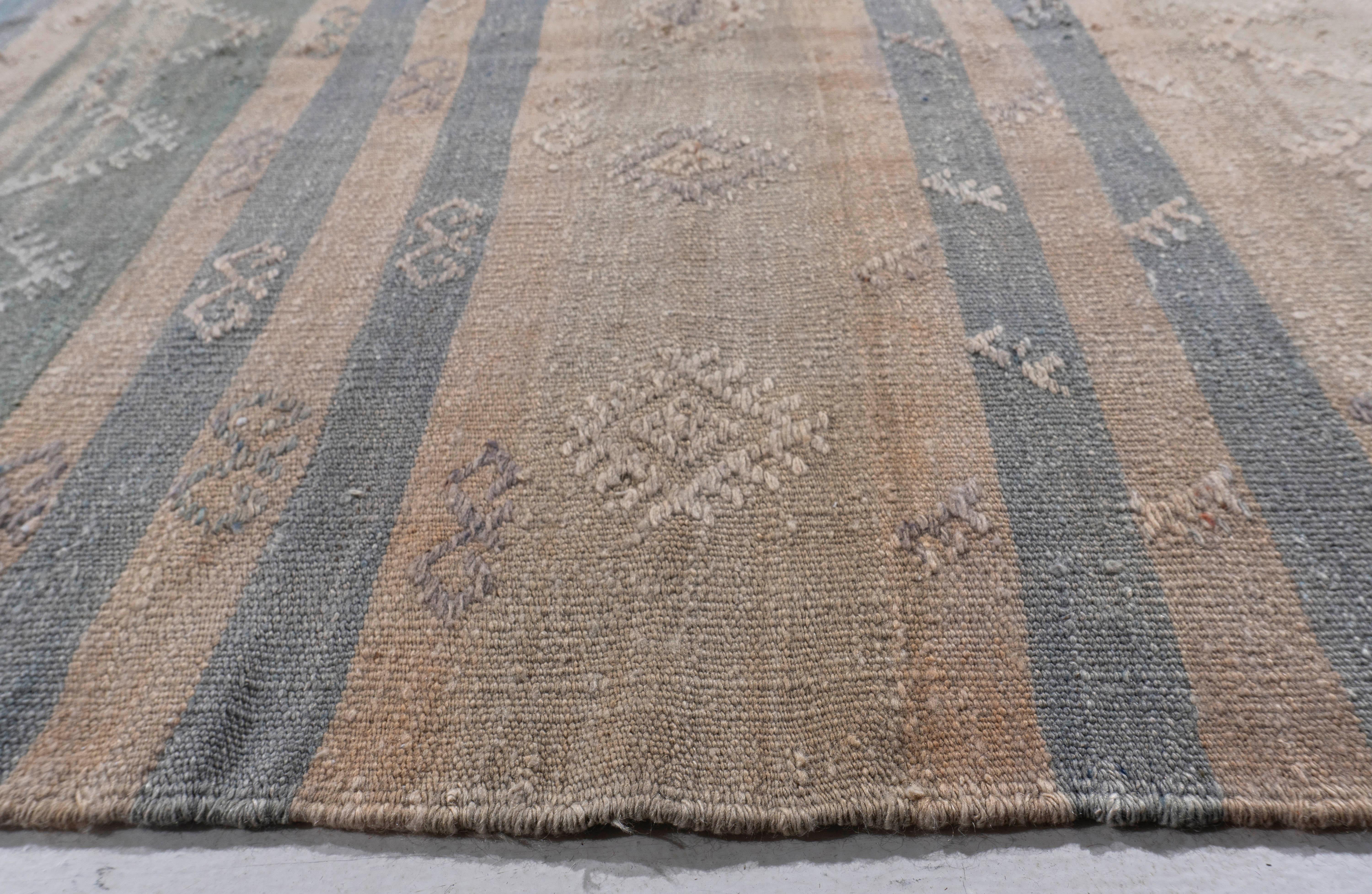 Vintage CIRCA 1940 Tan Türkischer Kilim Flachgewebe-Teppich (Handgewebt) im Angebot