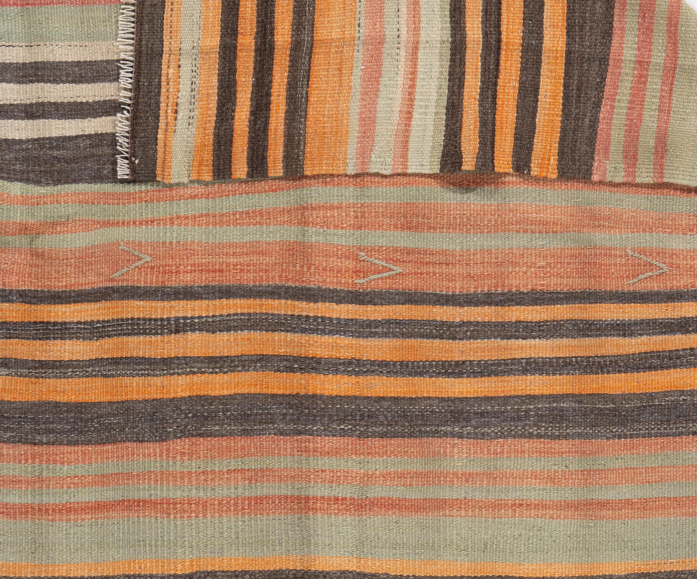 Vintage By, circa 1940, Rug & Kilim turco a tessitura piatta in vendita 2