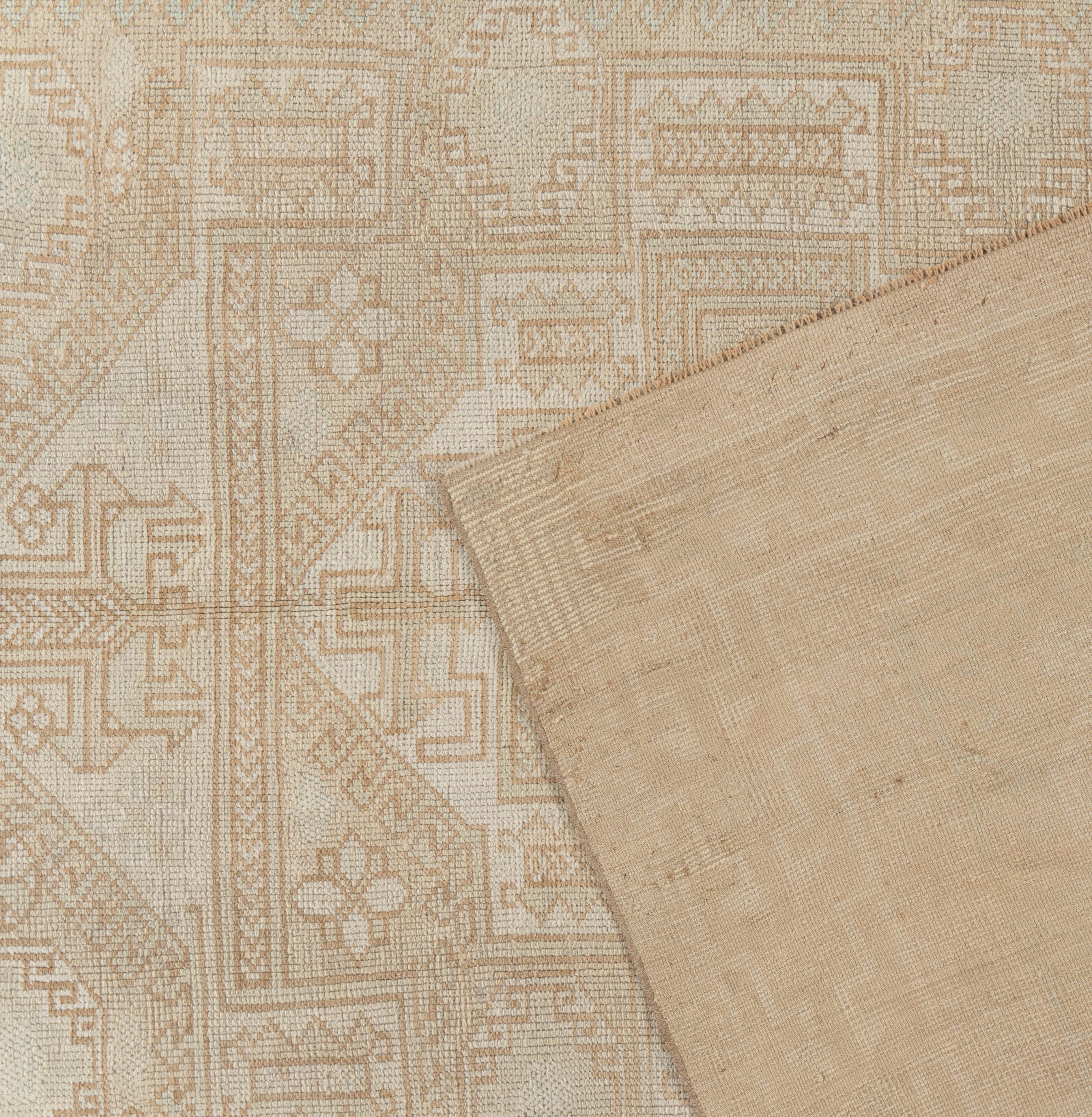 Hand-Knotted Vintage Circa 1940 Turkish Ivory Beige Oushak Wool Hand Knotted Rug 5'9 X 7'5 For Sale