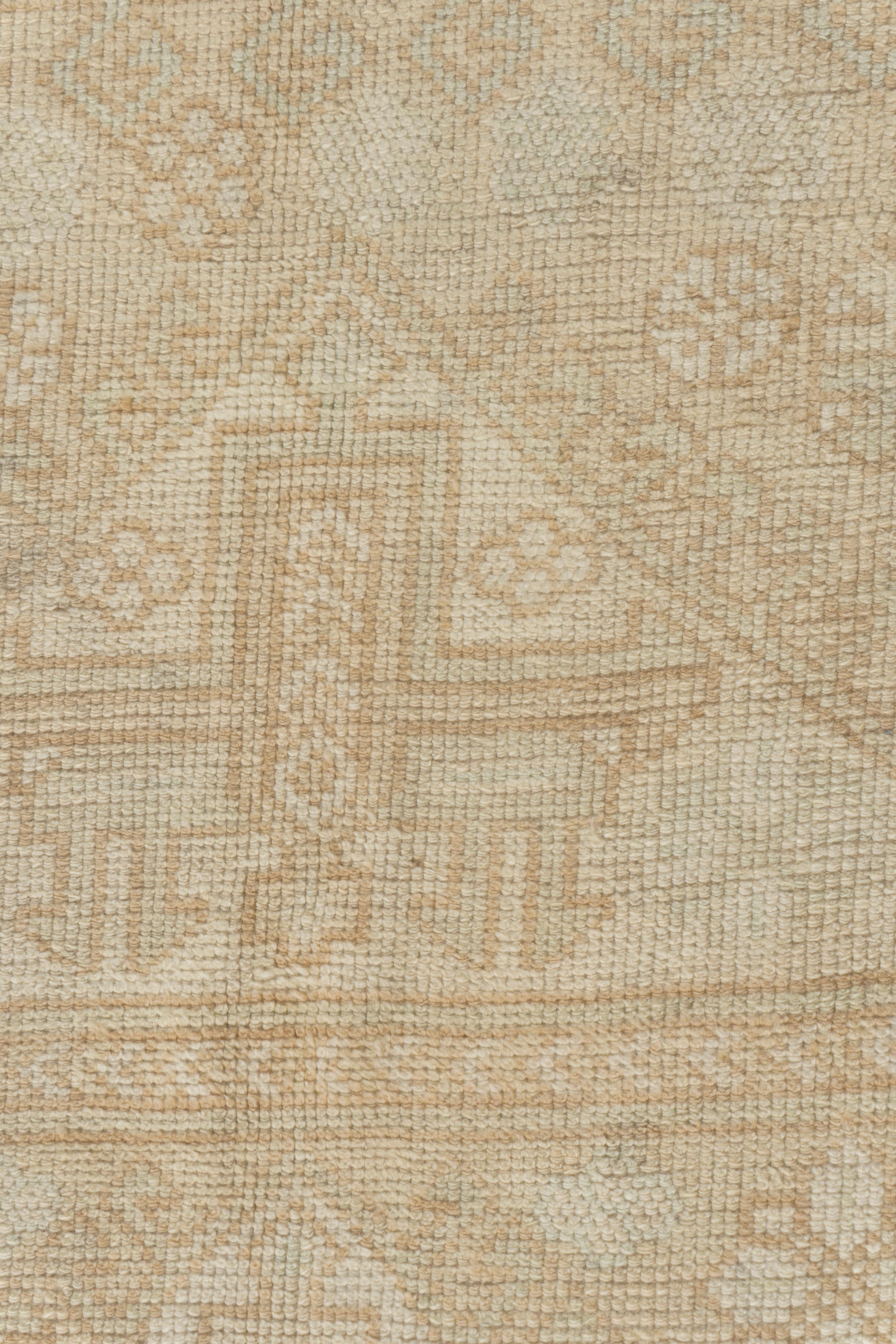 Vintage Circa 1940 Turkish Ivory Beige Oushak Wool Hand Knotted Rug 5'9 X 7'5 For Sale 4