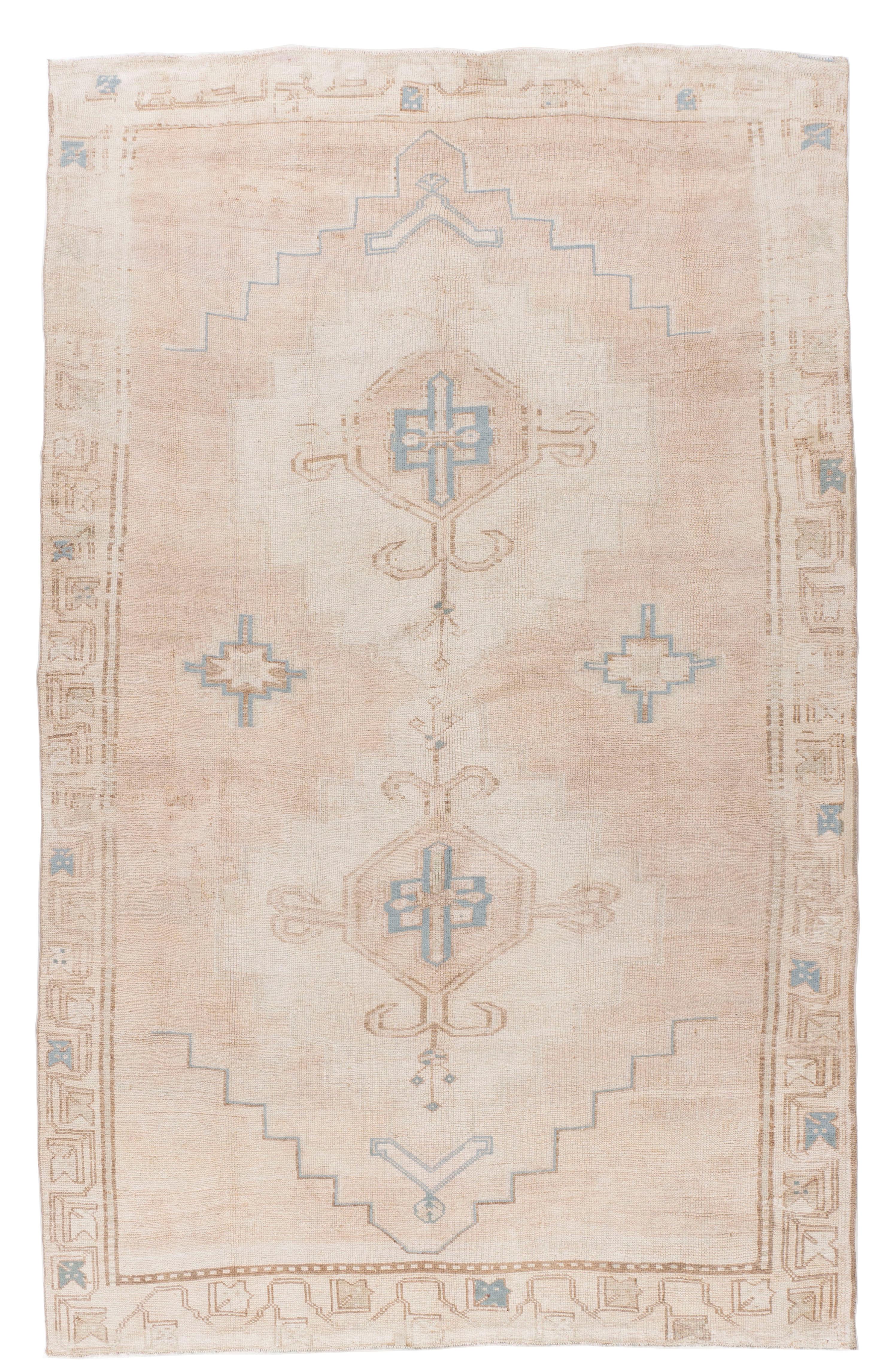 Vintage CIRCA 1940 Türkisch Kars Rosa Wolle Teppich Hand geknüpft 7
5 X 11
5 im Angebot