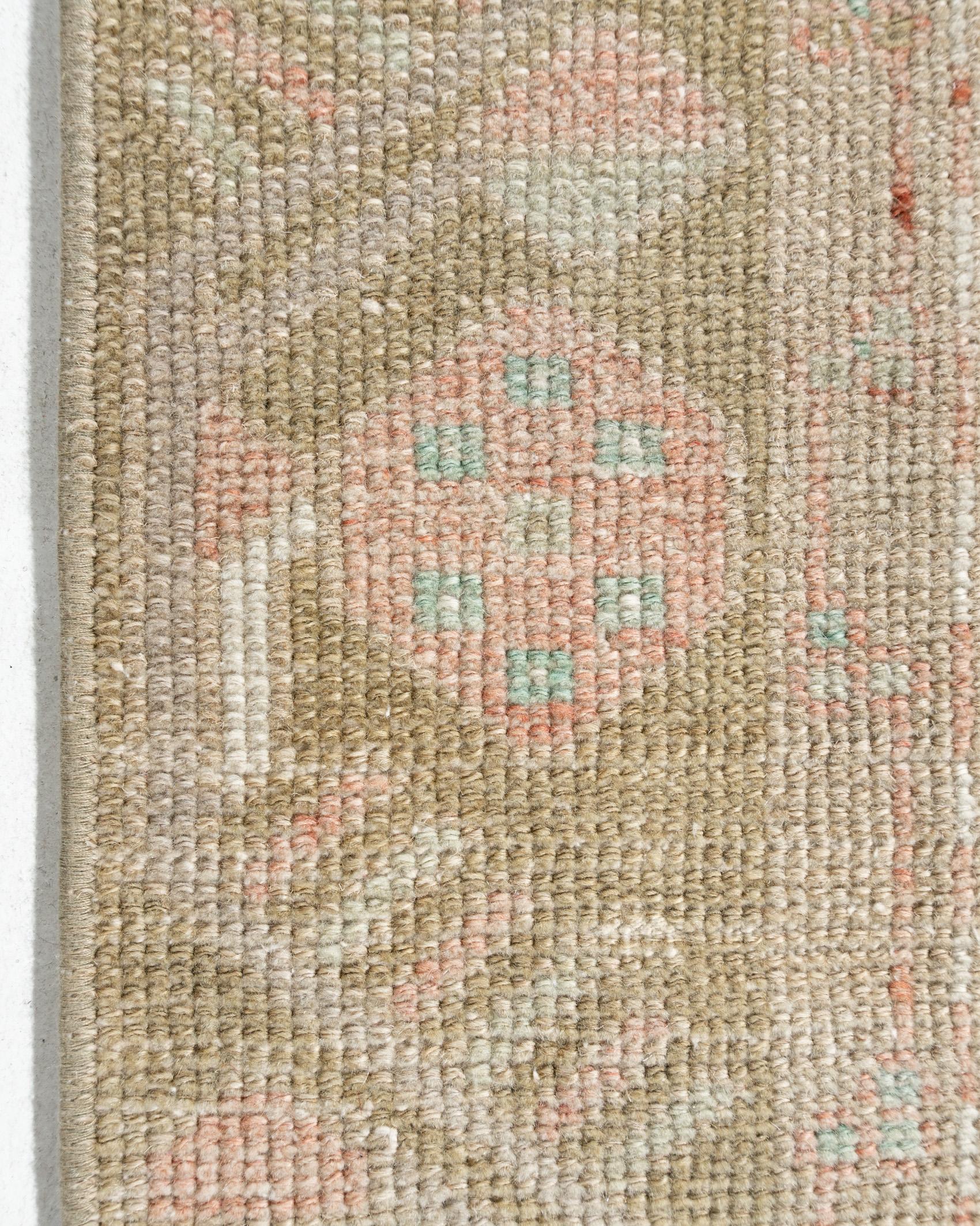 Vintage Circa 1940 Turkish Oushak Rug 4'9 x 11'2 In Good Condition For Sale In New York, NY