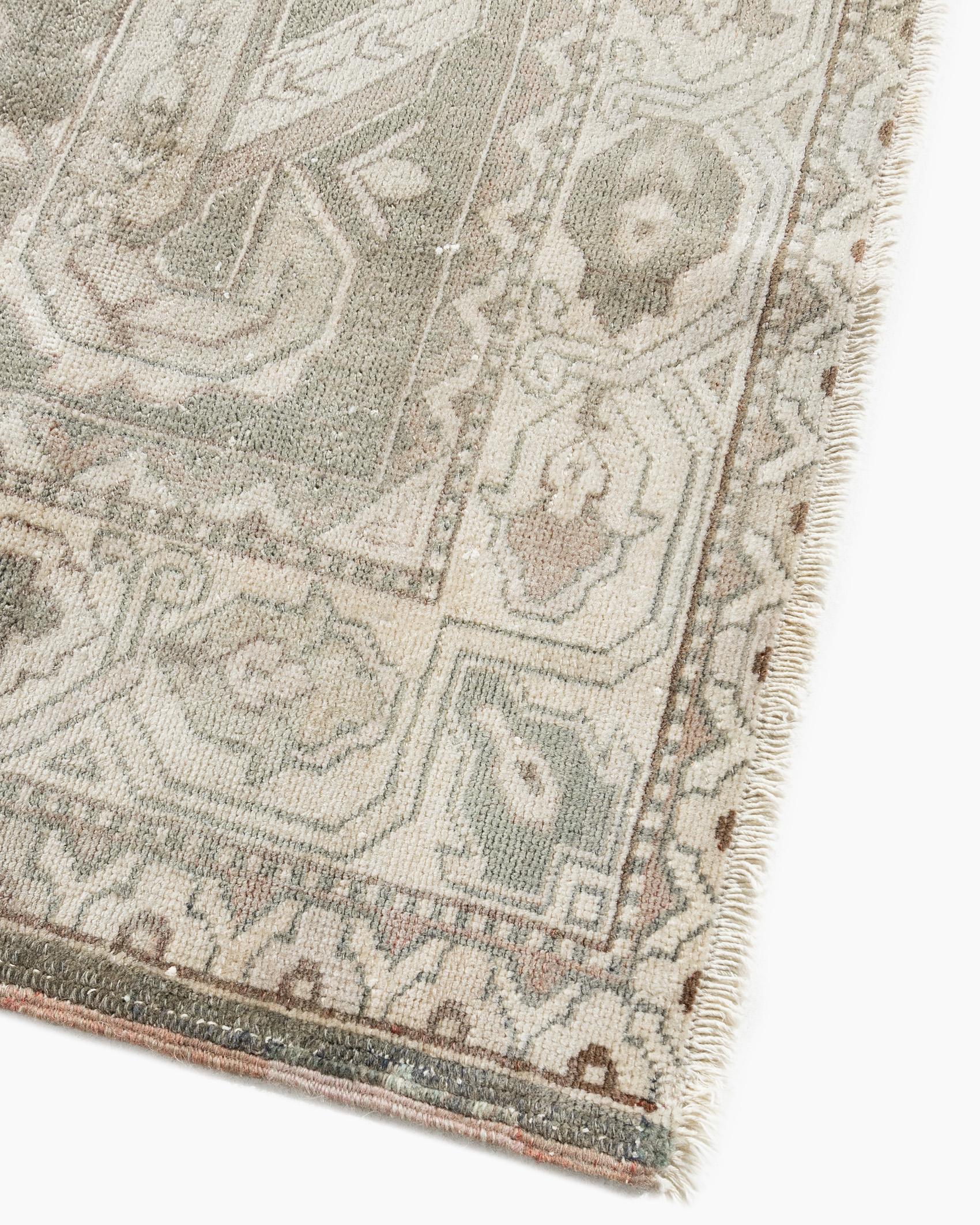 Vintage Circa 1940 Turkish Oushak Taupey Green Ivory Traves de Mesa 2'2 x 10'11 en venta 4