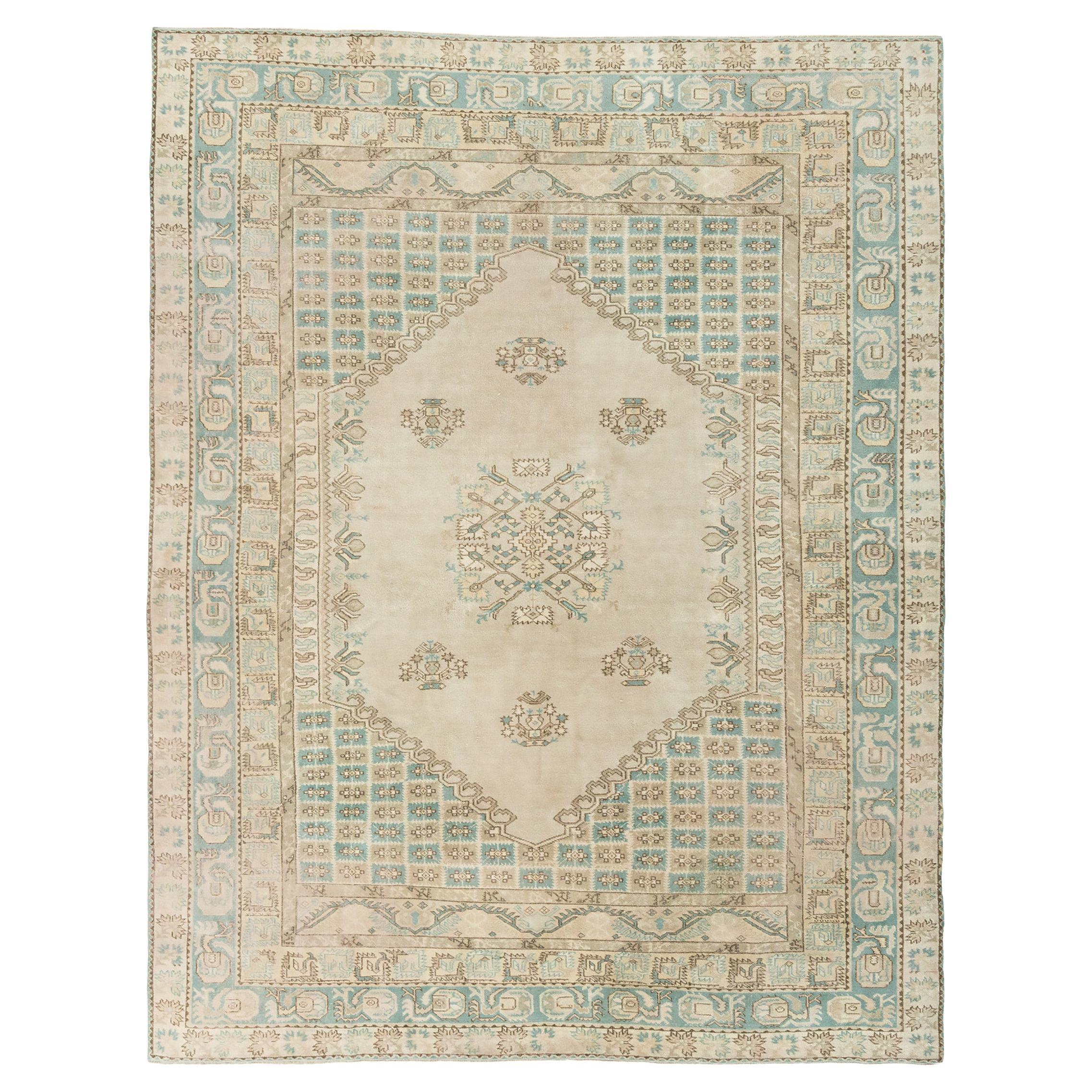 Tapis en laine turque Oushak Vintage Circa 1940 Légèrement Déformé 6'4 x 8'.