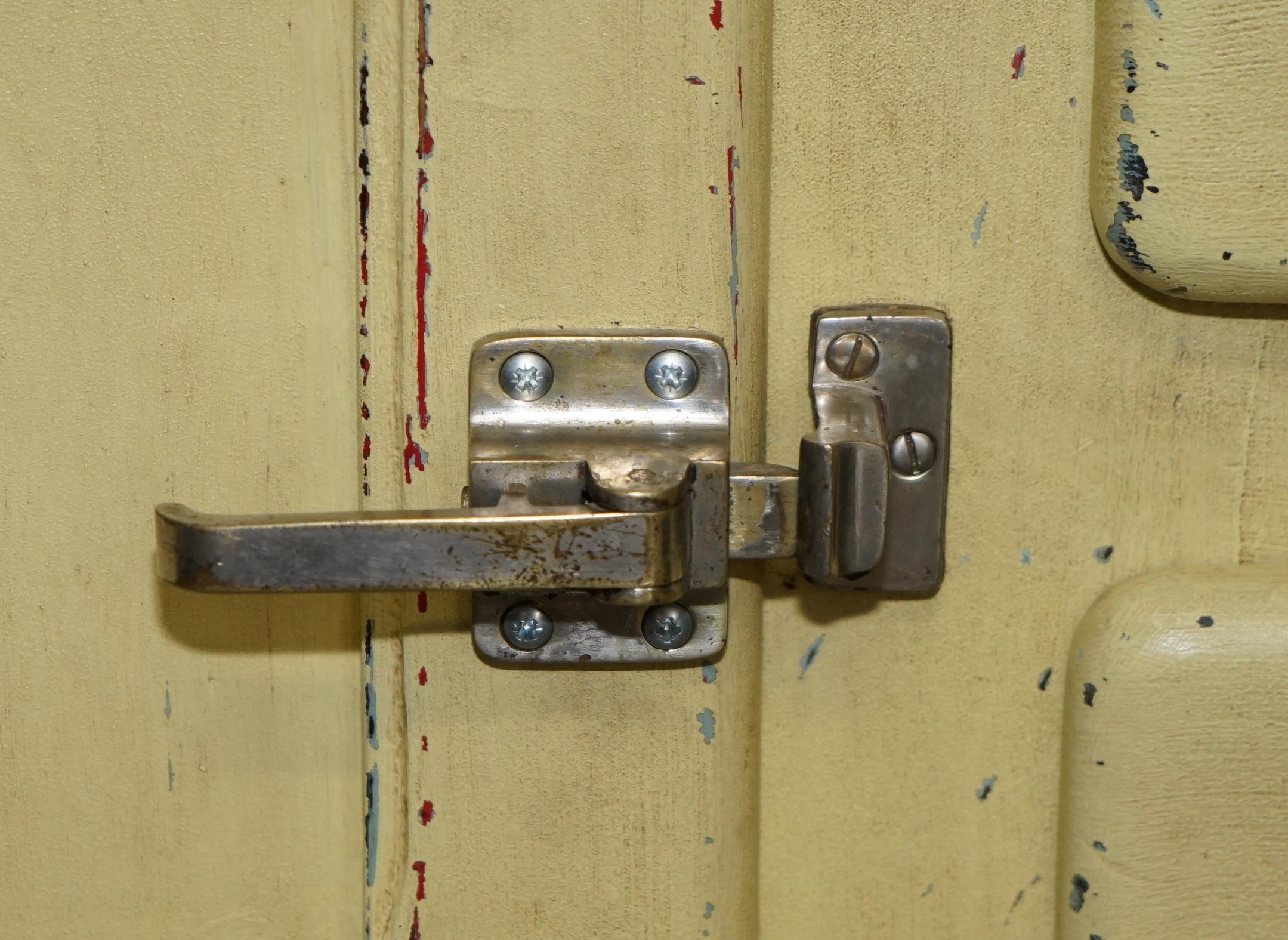 ARMADIO DA LATO PER LA CONSERVAZIONE DEL FREDDO CIRCA 1940 D'EPOCA CON FISSI ORIGINALI in vendita 5