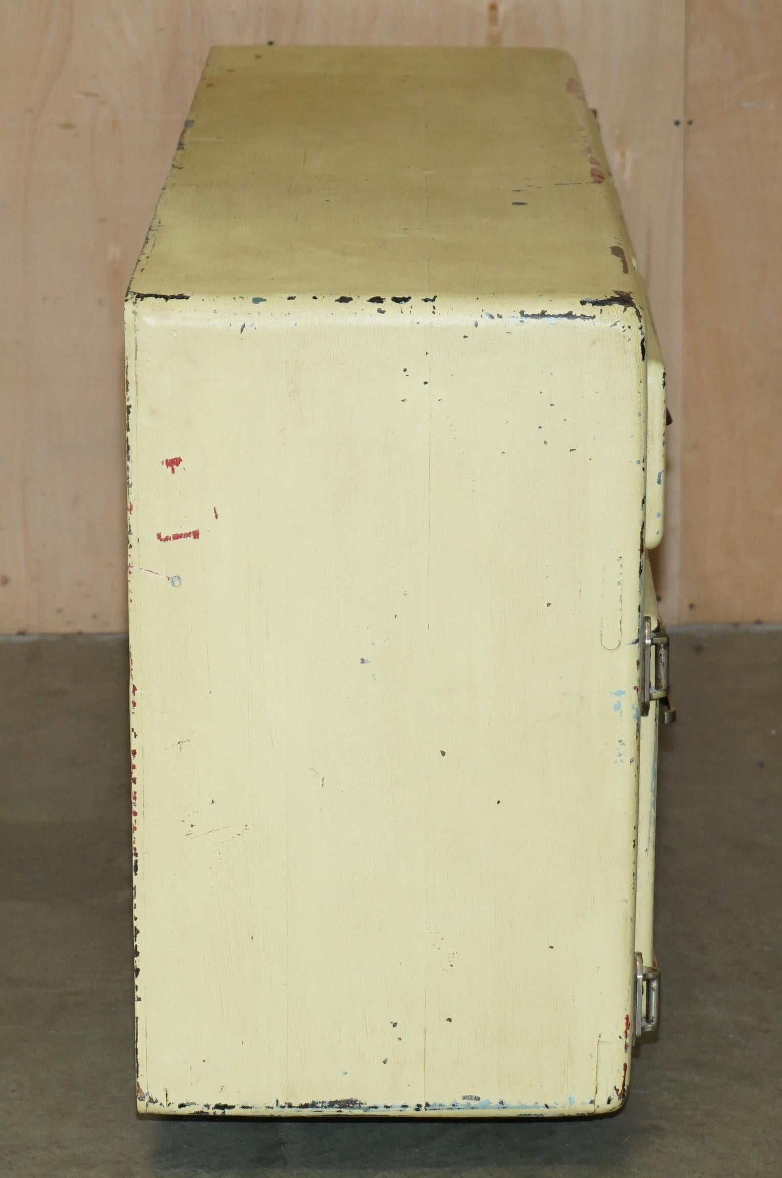 ARMADIO DA LATO PER LA CONSERVAZIONE DEL FREDDO CIRCA 1940 D'EPOCA CON FISSI ORIGINALI in vendita 8
