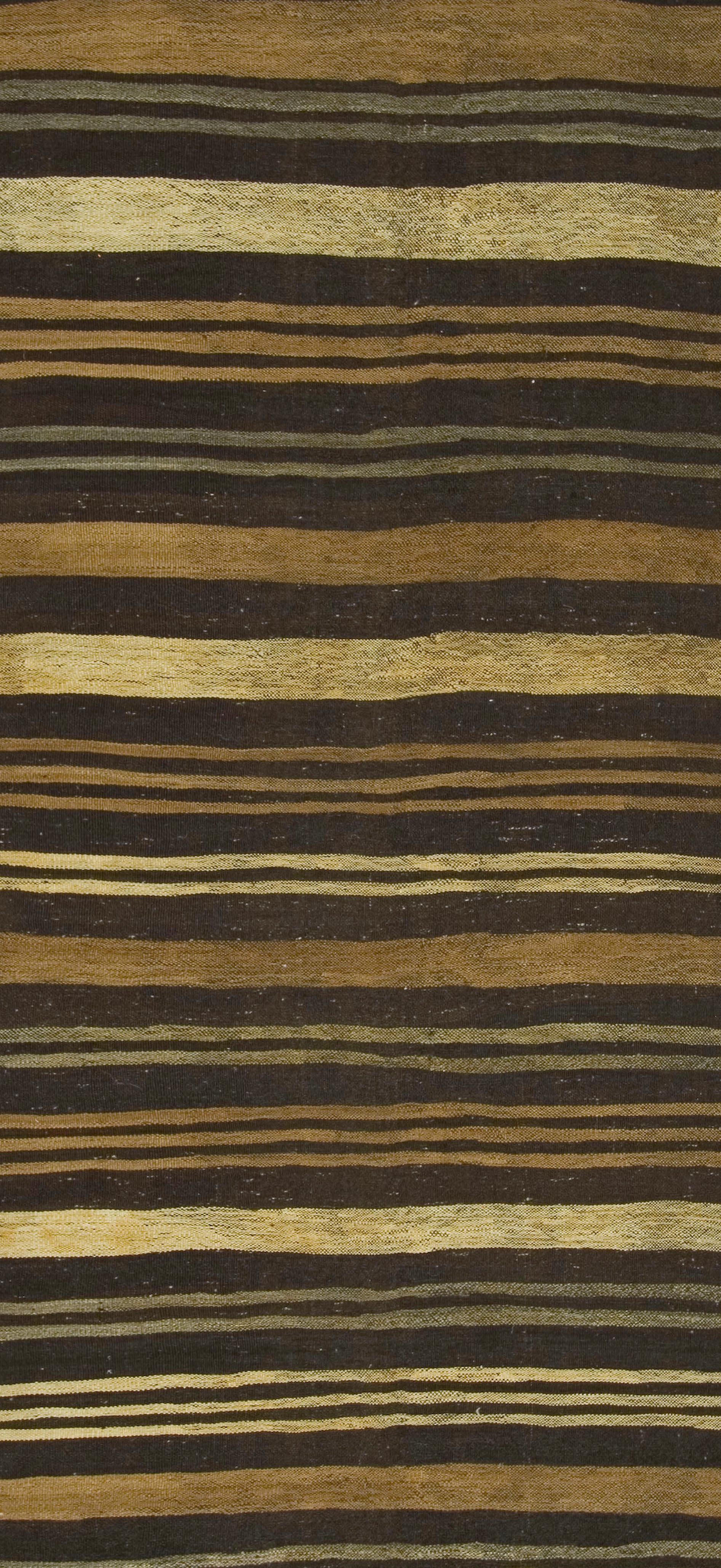 Vintage CIRCA 1950 Türkisch Kilim Läufer 5'4 x 11'5 (Kelim) im Angebot