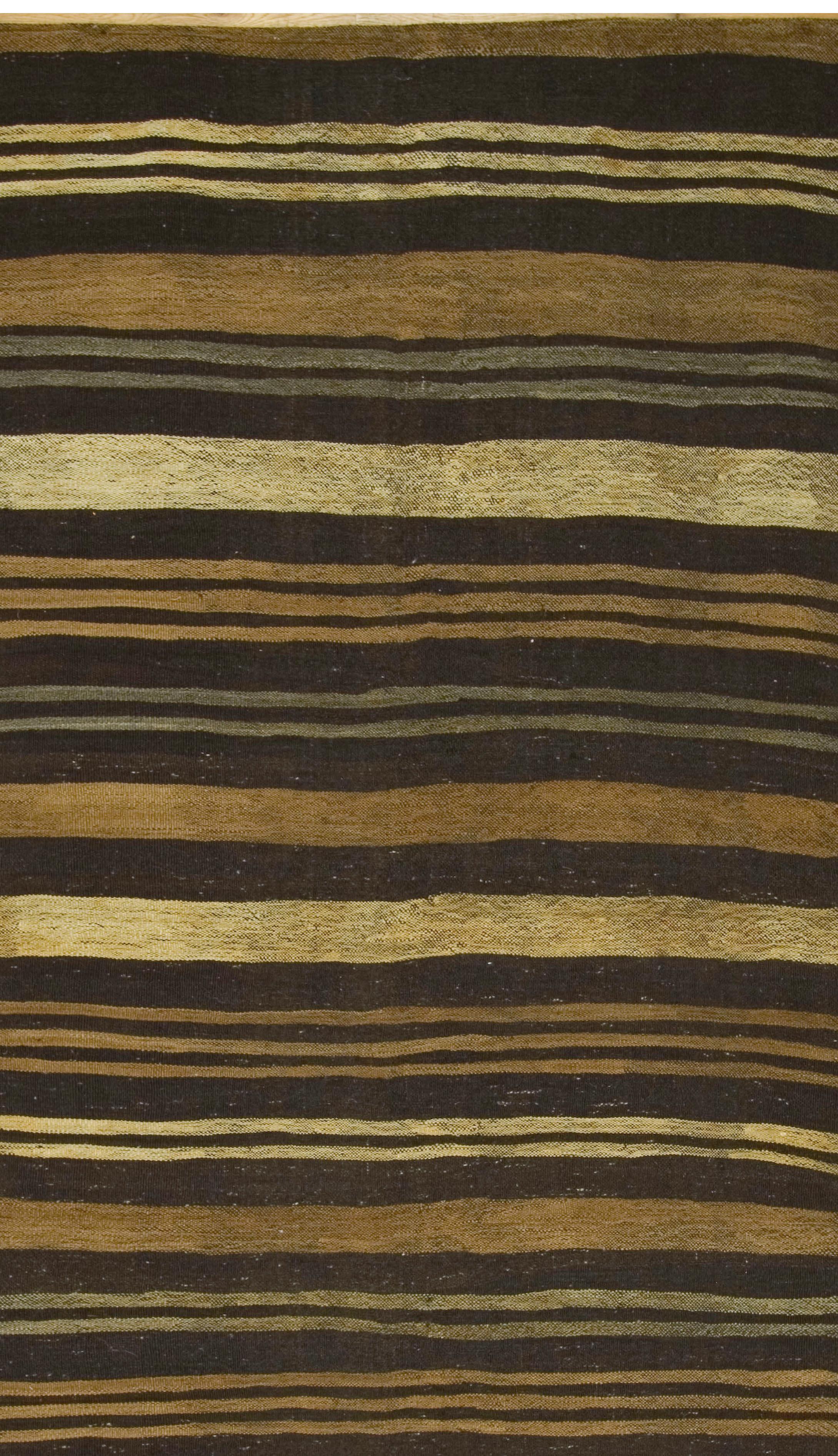 Vintage CIRCA 1950 Türkisch Kilim Läufer 5'4 x 11'5 im Angebot 1