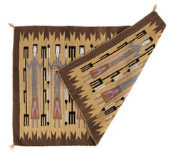 Vintage Circa 1950 Alfombra tejida a mano de lana navajo dorada Yei 3' X 4'2