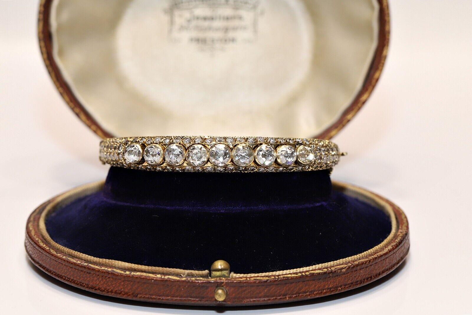 Vintage Circa 1950s 14k Gold Natural Diamond Decorated Strong Bracelet  For Sale 4