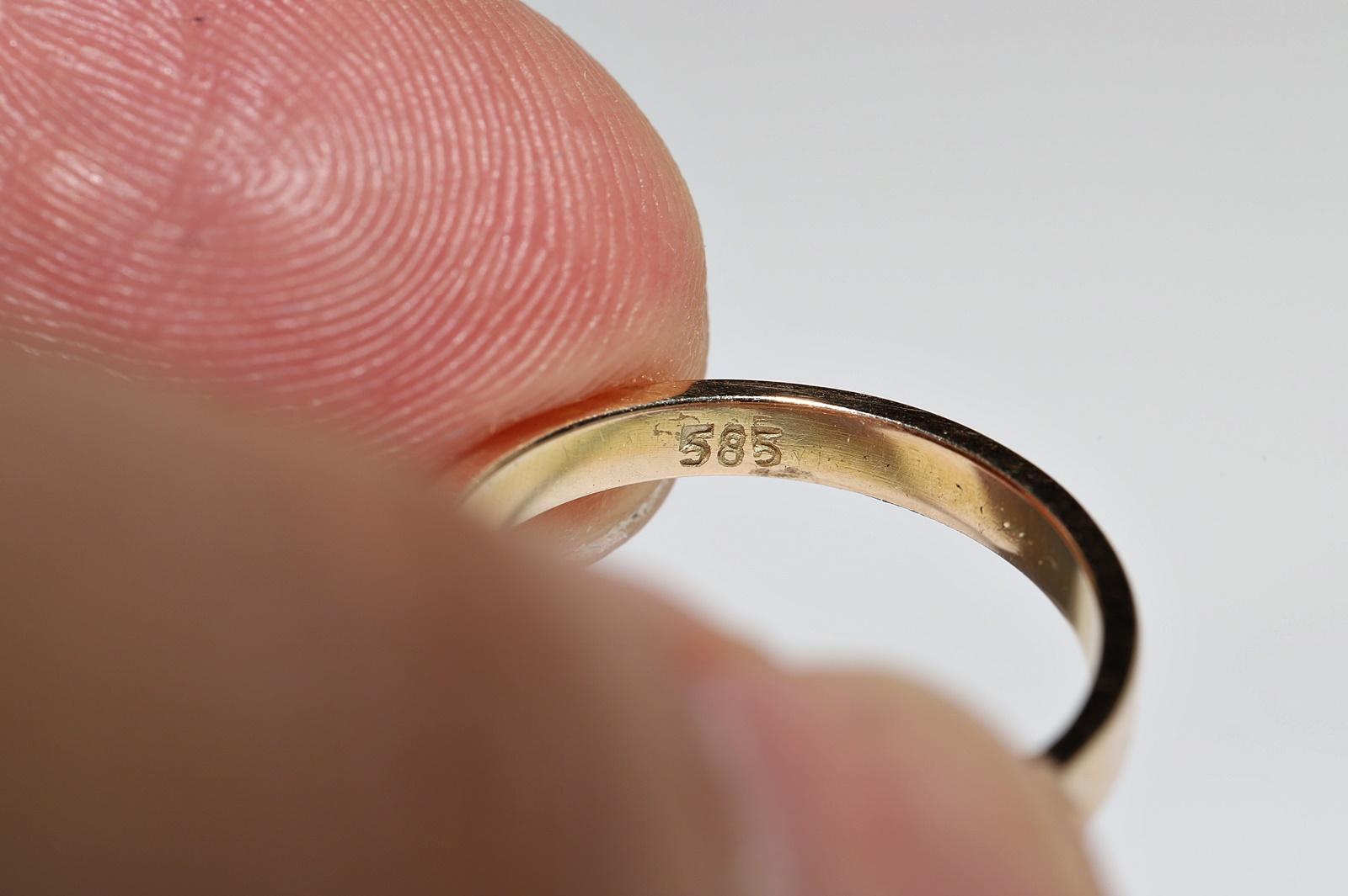 Vintage Circa 1950s 14k Gold Natural Rose Cut Diamond And Cabochon Ruby Ring For Sale 11