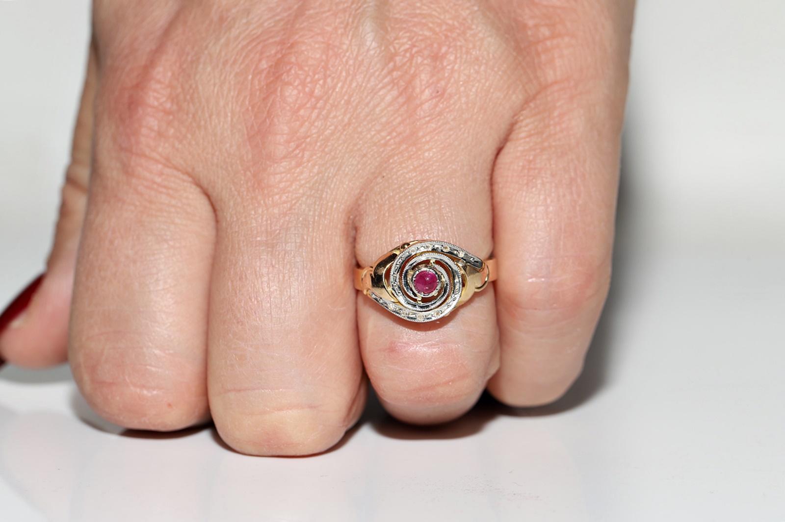 Retro Vintage Circa 1950s 14k Gold Natural Rose Cut Diamond And Cabochon Ruby Ring For Sale