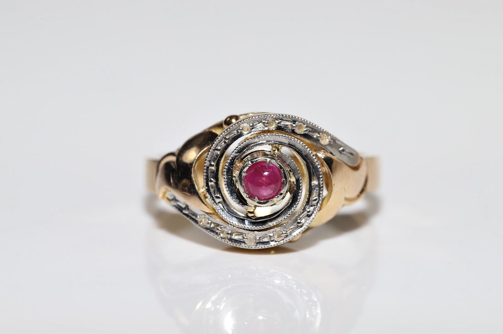 Vintage Circa 1950s 14k Gold Natural Rose Cut Diamond And Cabochon Ruby Ring For Sale 3