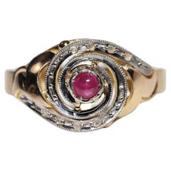 Vintage Circa 1950er Jahre 14k Gold Natürlicher Diamant im Rosenschliff und Cabochon Rubin Ring