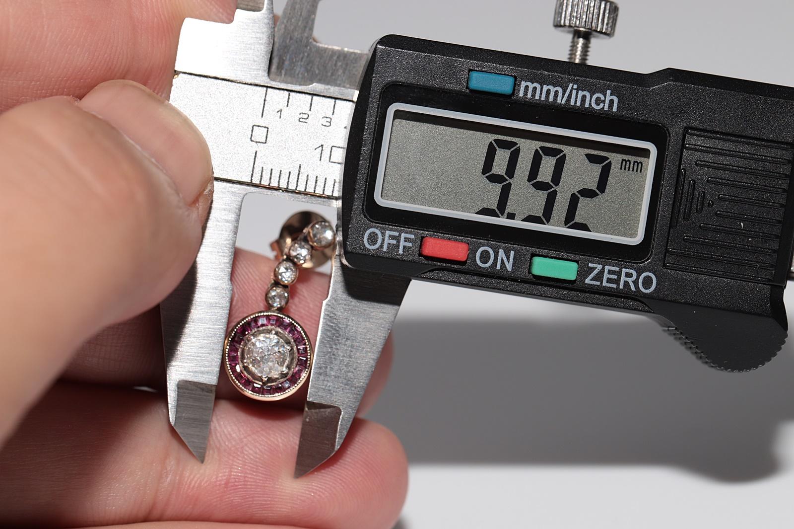 Vintage Circa 1950er Jahre 14k Gold natürlicher Rosenschliff Diamant und Rubin Tropfenohrring im Angebot 10