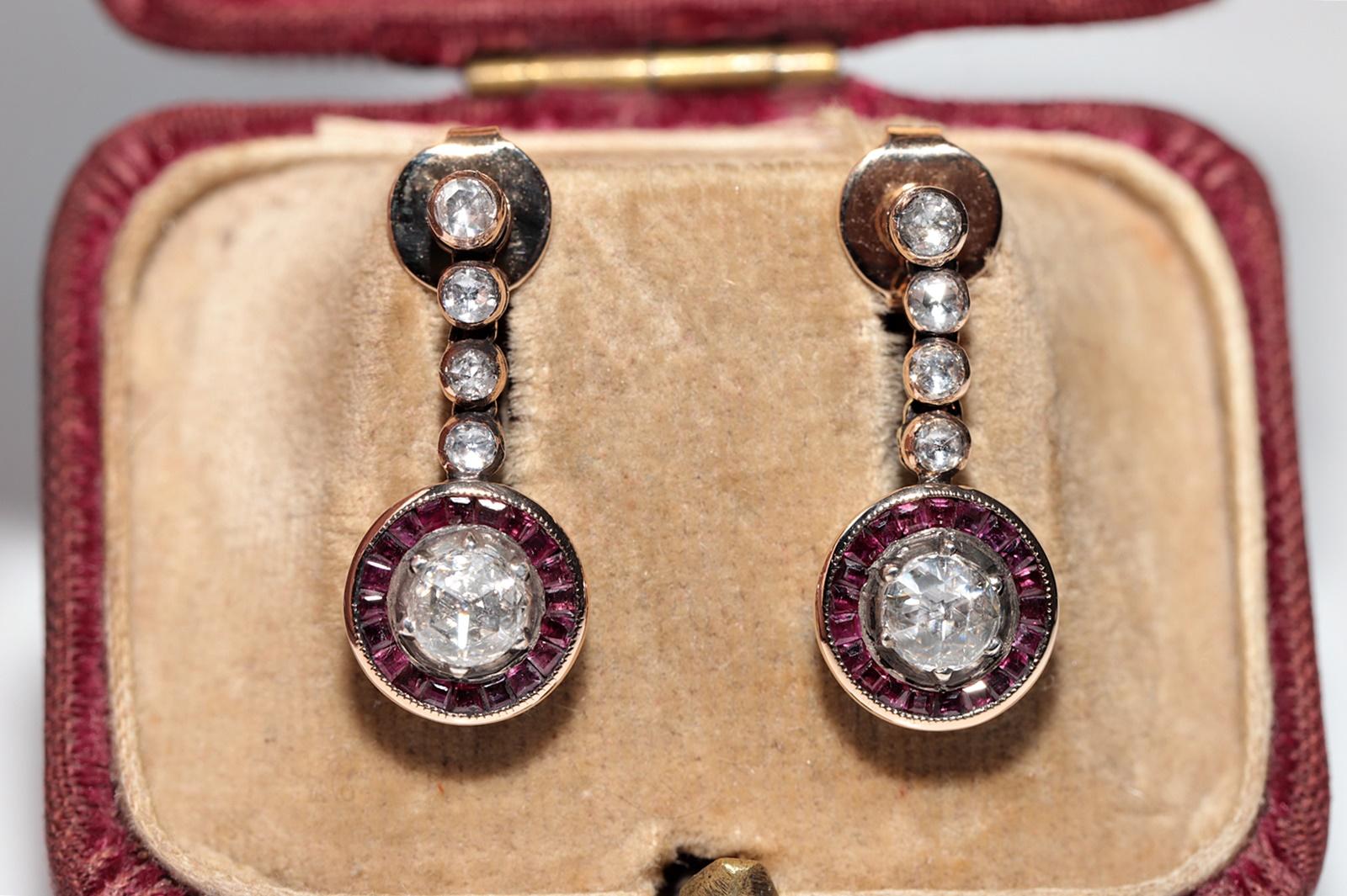 In sehr gutem Zustand.
Das Gesamtgewicht beträgt 5,1 Gramm.
Insgesamt ist der Diamant 1,25 ct.
Der Diamant hat die Farbe H-I und die Reinheit Vs.
Vollständiger Rubin 0,70 ct.
Die Box ist nicht enthalten.
Bitte kontaktieren Sie uns bei Fragen.