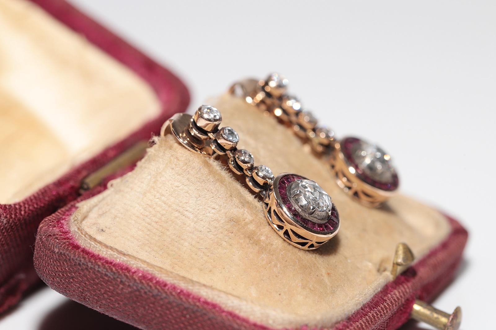 Vintage Circa 1950er Jahre 14k Gold natürlicher Rosenschliff Diamant und Rubin Tropfenohrring (Retro) im Angebot