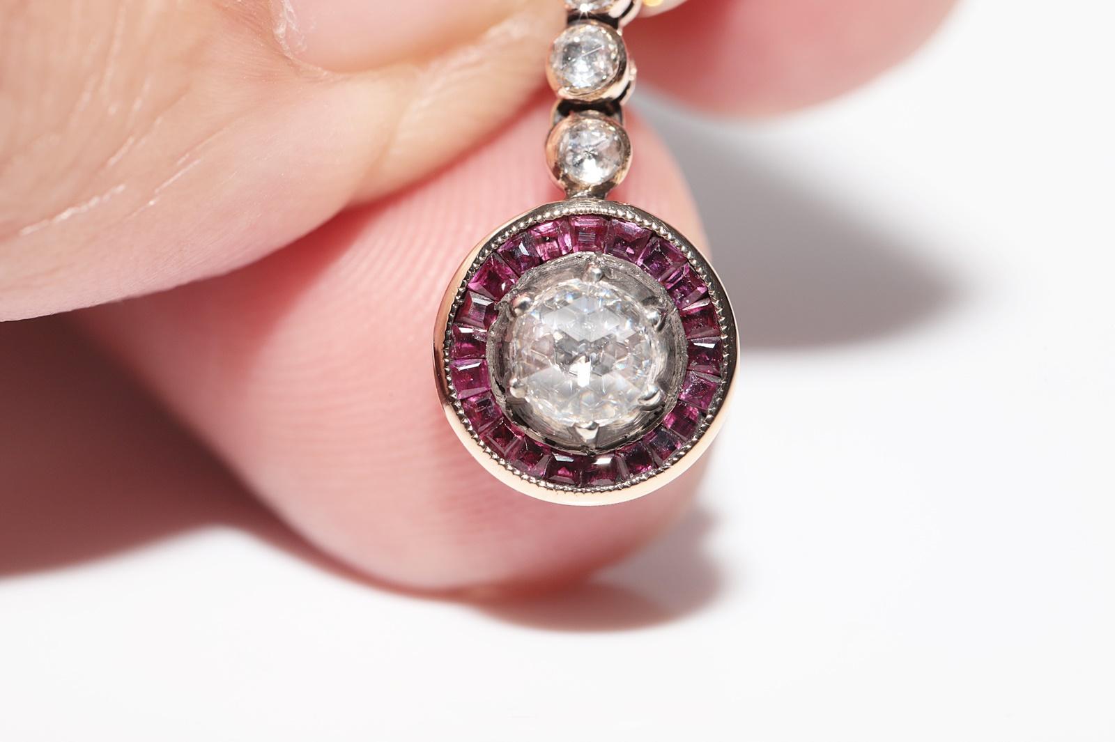 Vintage Circa 1950er Jahre 14k Gold natürlicher Rosenschliff Diamant und Rubin Tropfenohrring Damen im Angebot