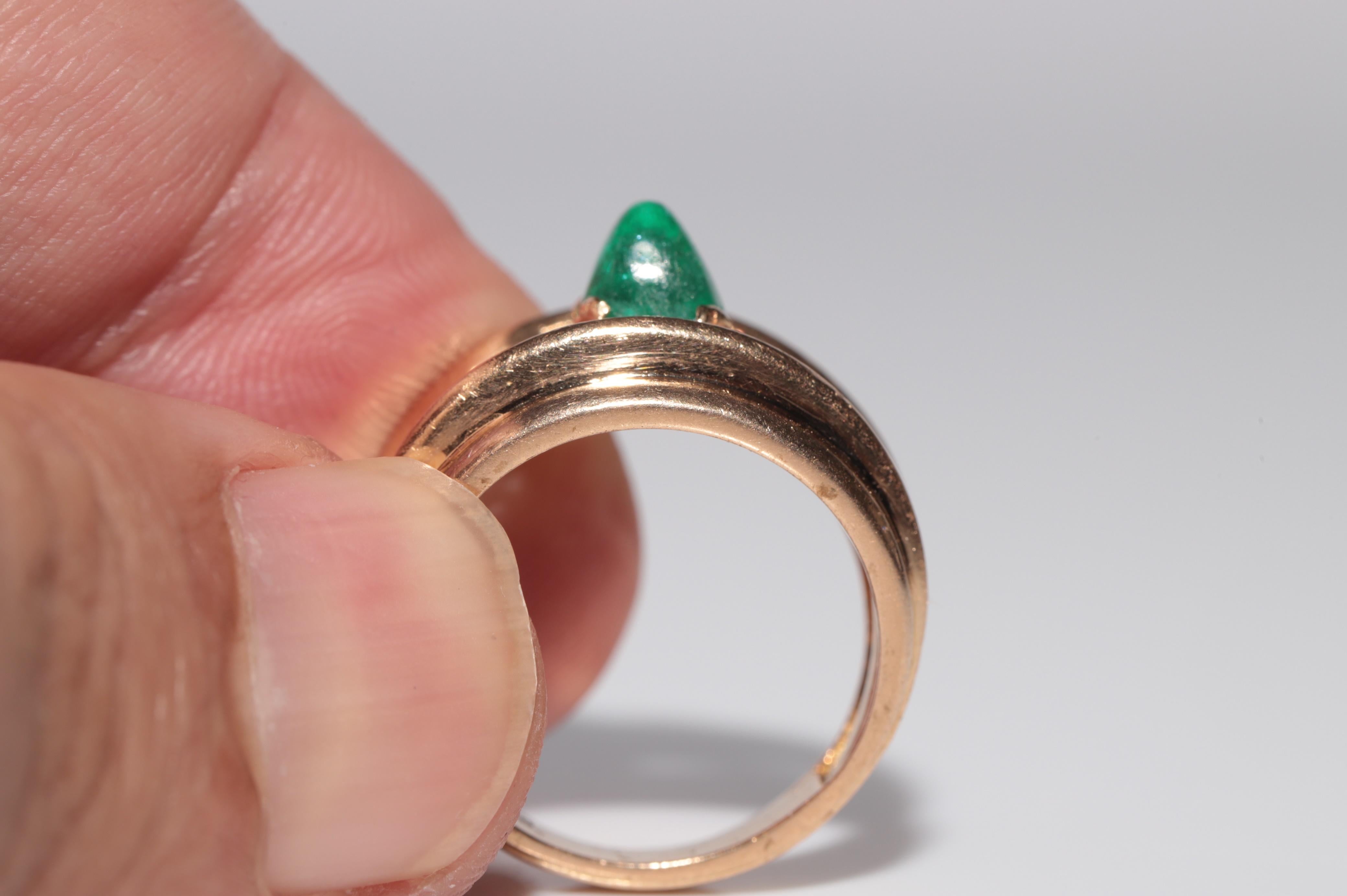 Women's Vintage Circa 1950s 18k Gold  Natural Cabochon Emerald And Diamond Ring For Sale