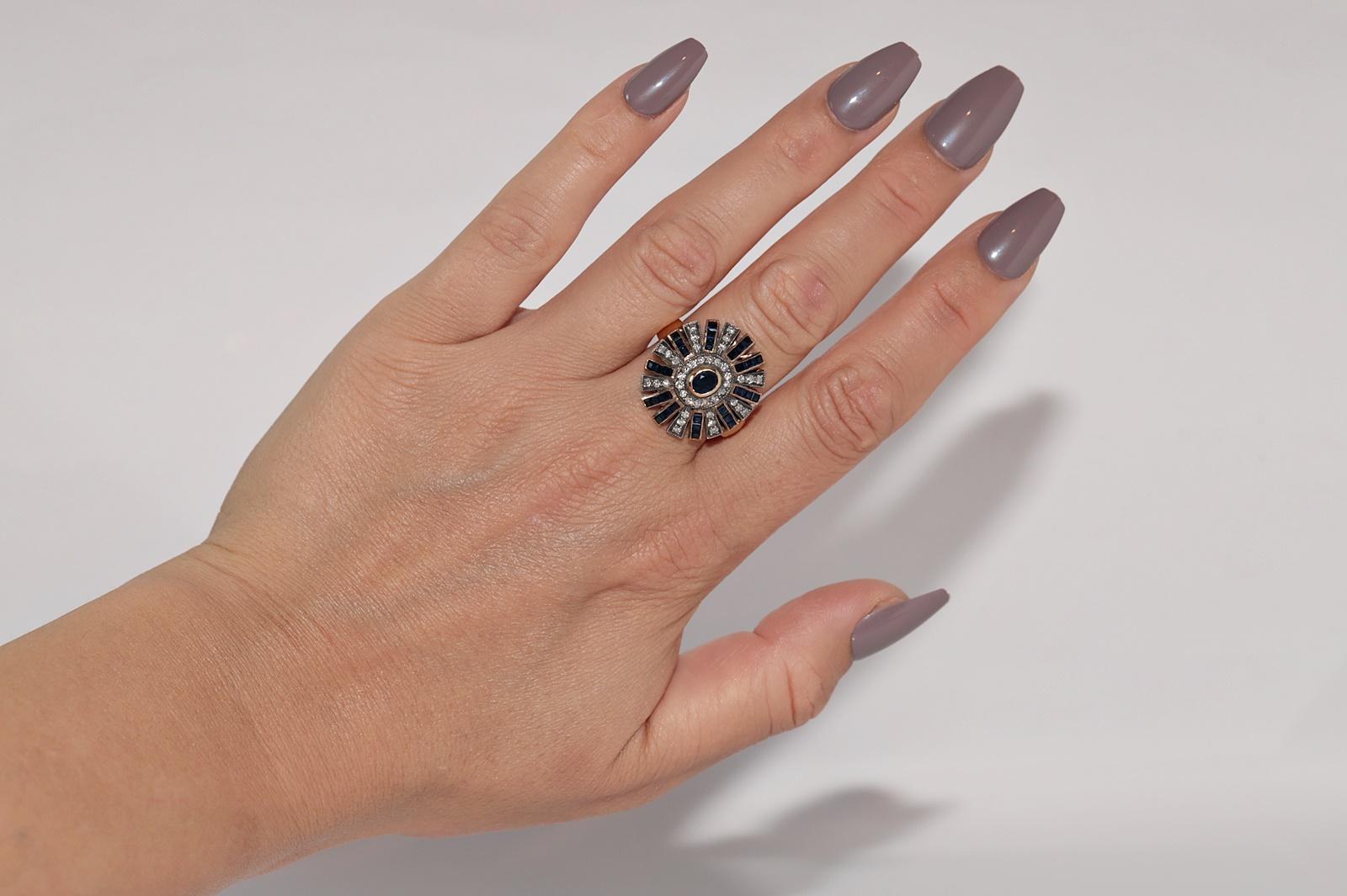 Vintage CIRCA 1950s 18k Gold Natürlicher Diamant und Saphir Starker Ring Damen im Angebot