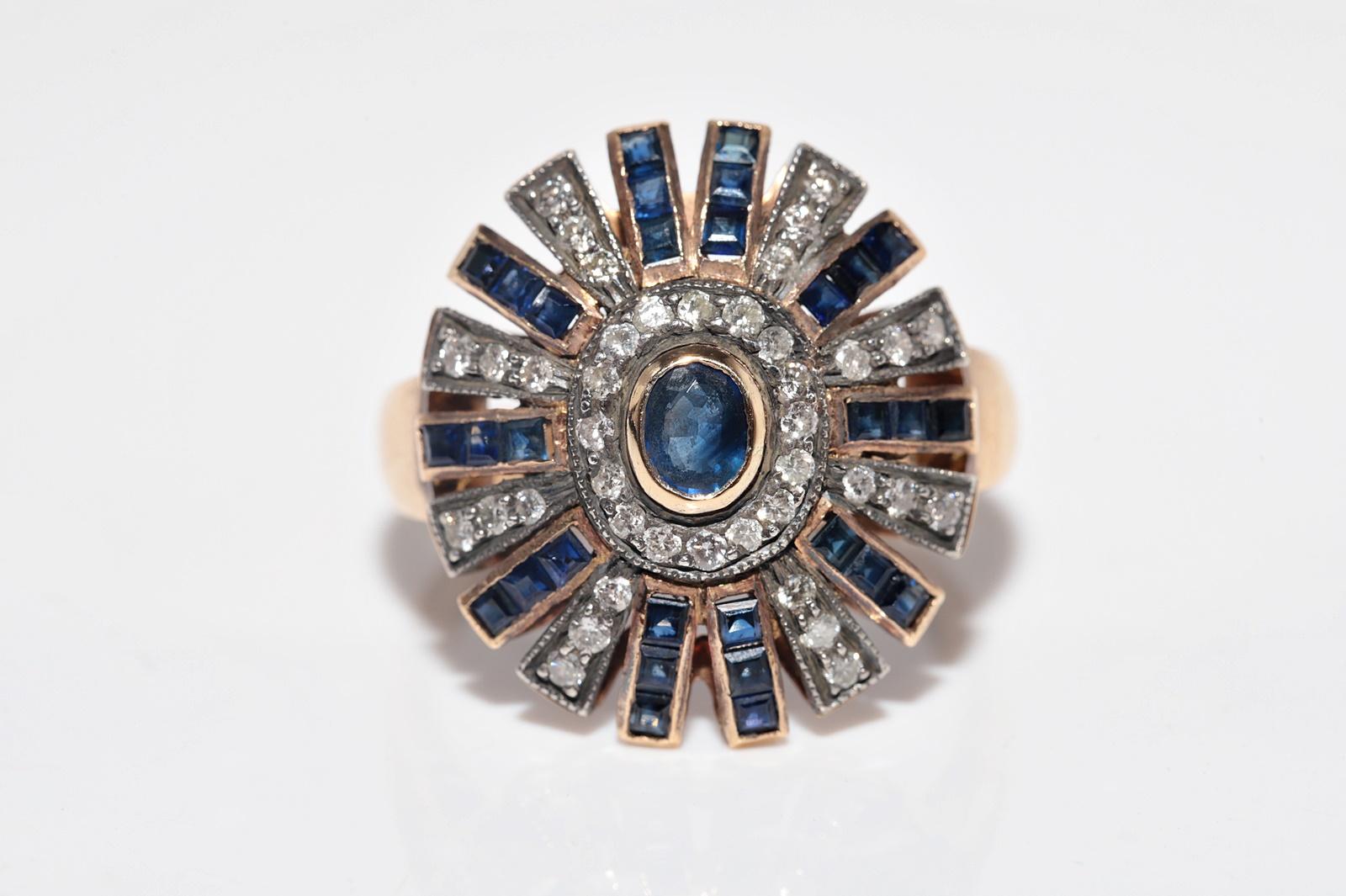 Vintage CIRCA 1950s 18k Gold Natürlicher Diamant und Saphir Starker Ring im Angebot 3