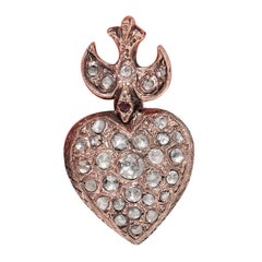 Vintage Circa 1950 Or 8k Diamant naturel taillé en rose Pendentif en forme de coeur d
oiseau