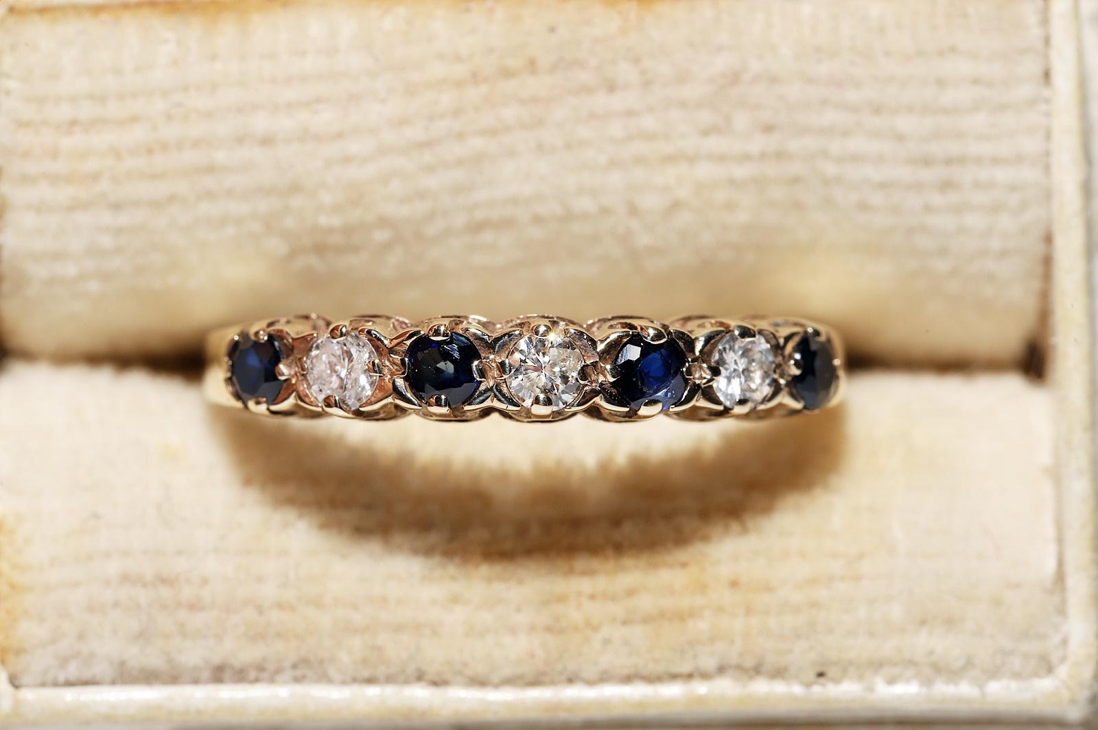 In ottime condizioni.
Il peso totale è di 1.6 grammi.
Totalmente è un diamante da 0,15 ct.
Il diamante ha colore H-I e purezza s1-s2-s3.
Totalmente è uno zaffiro da 0,20 carati.
La misura dell'anello è US 6.5 
Possiamo realizzare qualsiasi