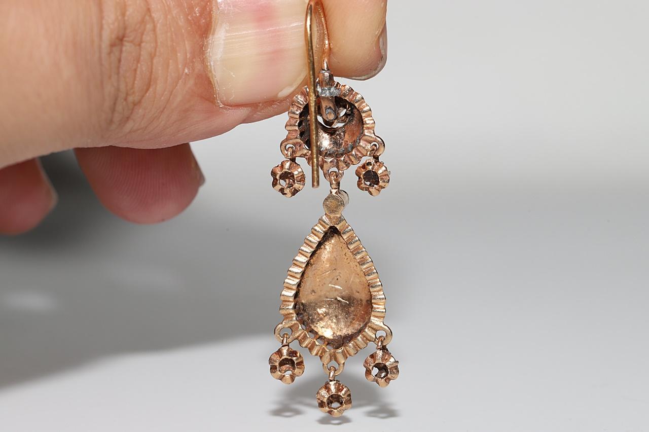 Vintage Circa 1950er Jahre 9k Gold natürlicher Rosenschliff Diamant-Emaille-Tropfen-Ohrring im Angebot 7