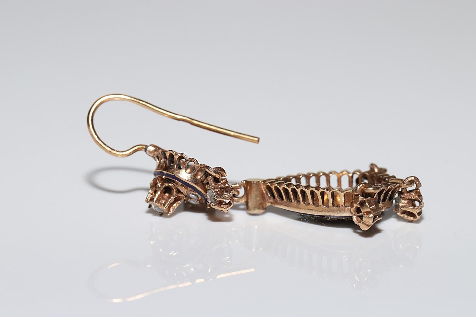 Vintage Circa 1950er Jahre 9k Gold natürlicher Rosenschliff Diamant-Emaille-Tropfen-Ohrring im Angebot 4