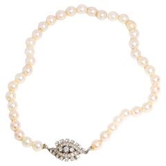Vintage Circa 1950s Akoya Pearl Necklace Diamond 18 Carat Gold Clasp
