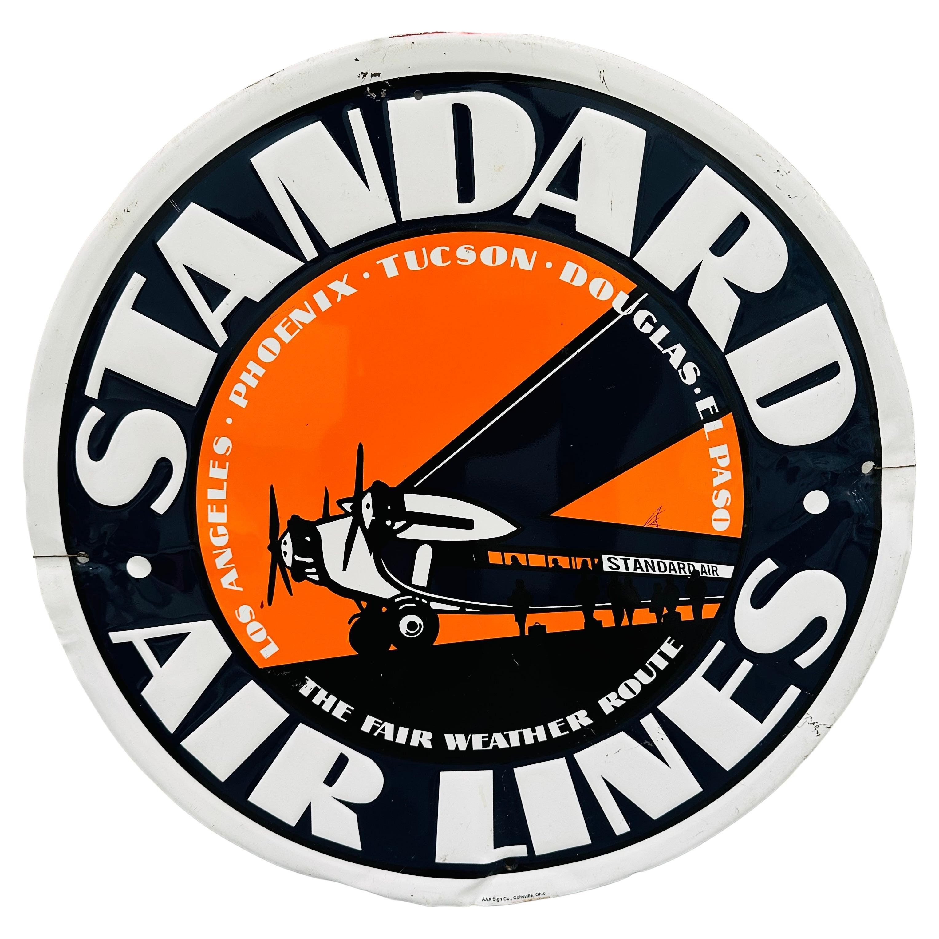 Vintage Circa 1950er Jahre Amerikanische runde Standard Air Lines Zinn Metall Werbeschild im Angebot