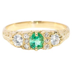 Vintage Circa 1950s Bright Green Emerald & Diamond Ring 18 Carat Yellow Gold