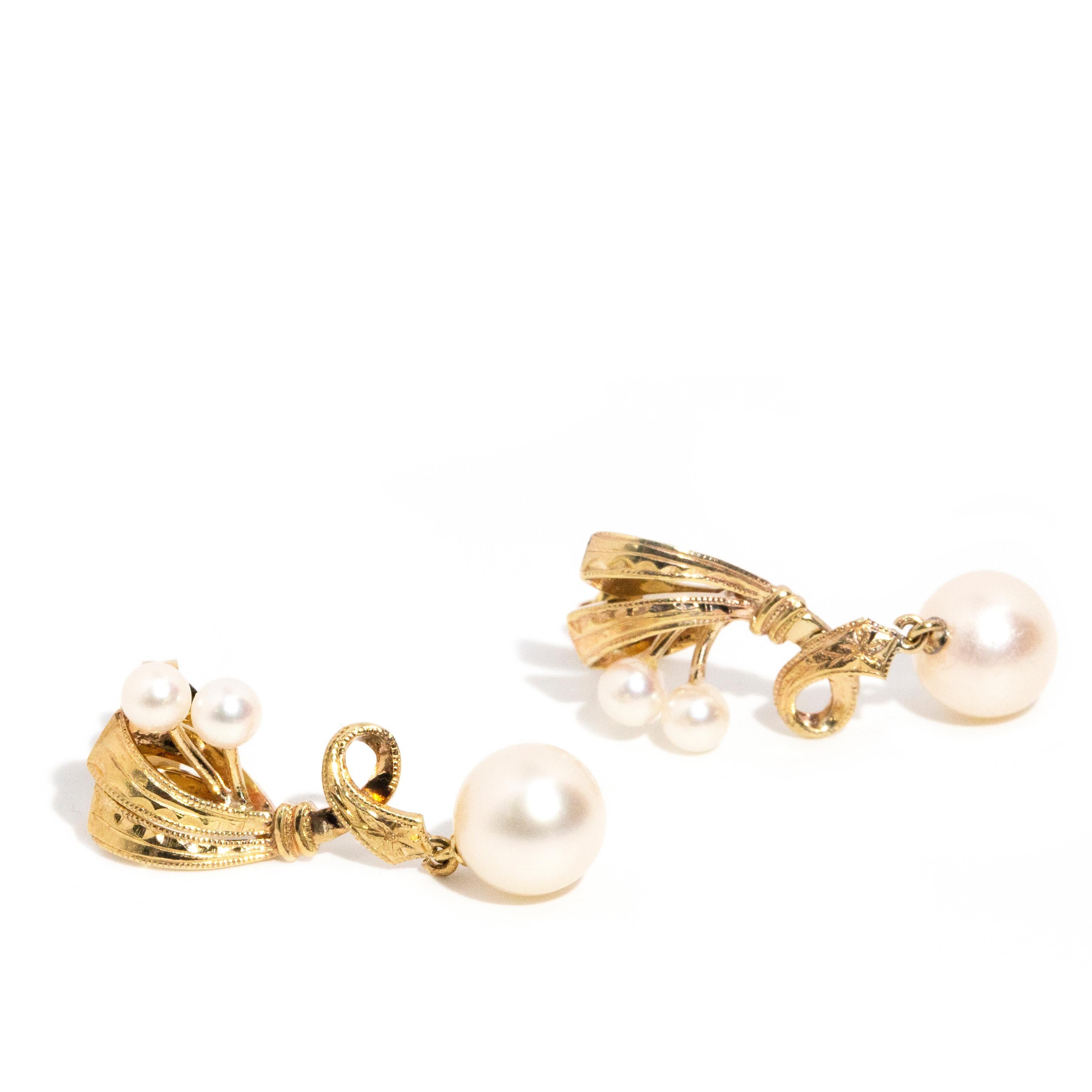 Round Cut Vintage Circa 1950s Cultured Pearl Twisted Ribbon Drop Earrings in 9 Carat Gold