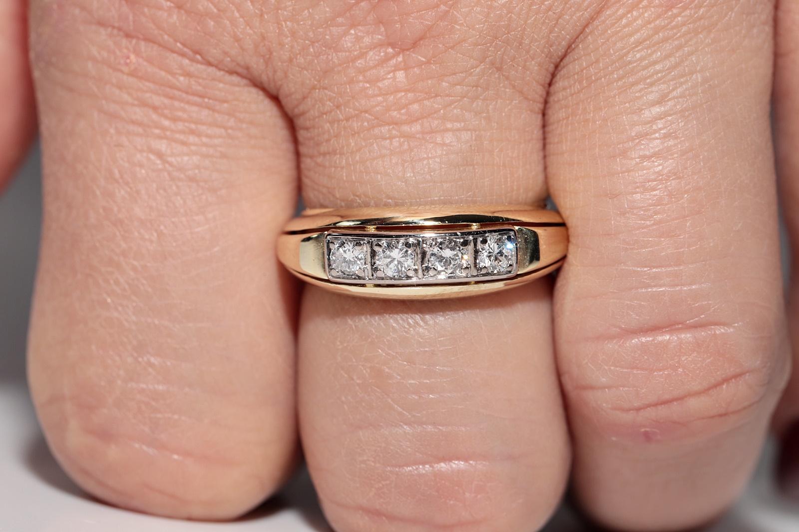 Vintage Circa 1950er Jahre Handgefertigt  14k Gold Natürlicher Daiamond Dekorierter Ring mit Ring (Retro) im Angebot