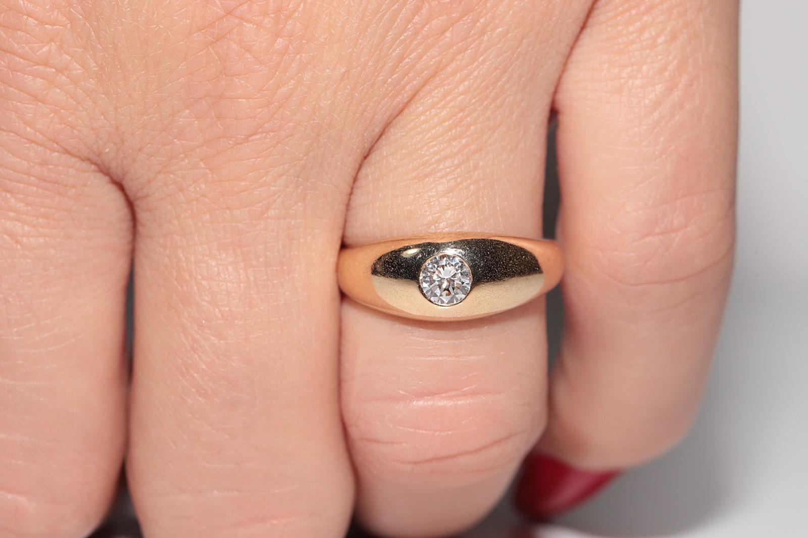 Vintage CIRCA 1950er Jahre handgefertigt 14k Gold natürlichen Diamant Solitär Band Ring im Angebot 10