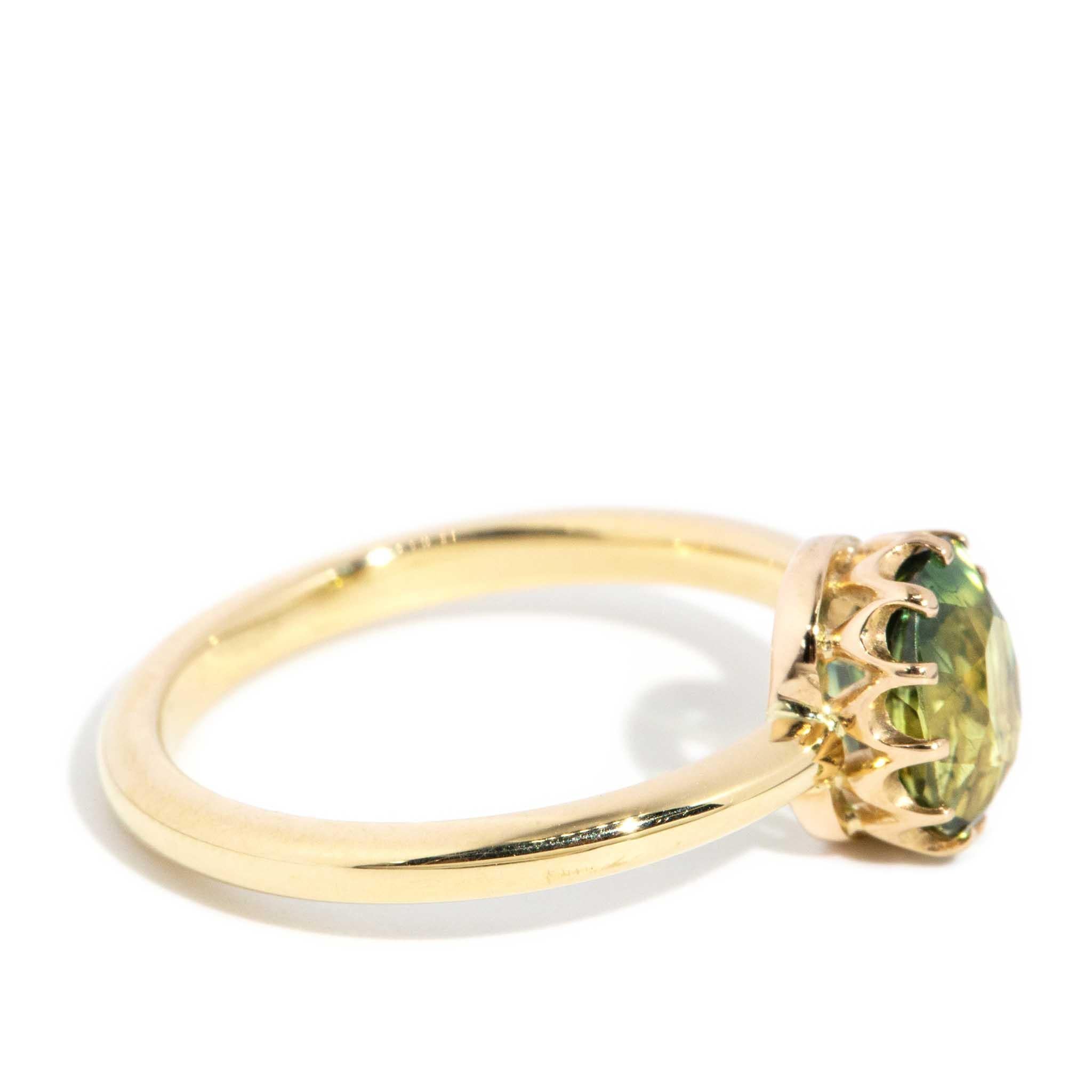 Vintage Circa 1950s Parti Sapphire Solitaire Ring 18 Carat Yellow Gold In Good Condition In Hamilton, AU