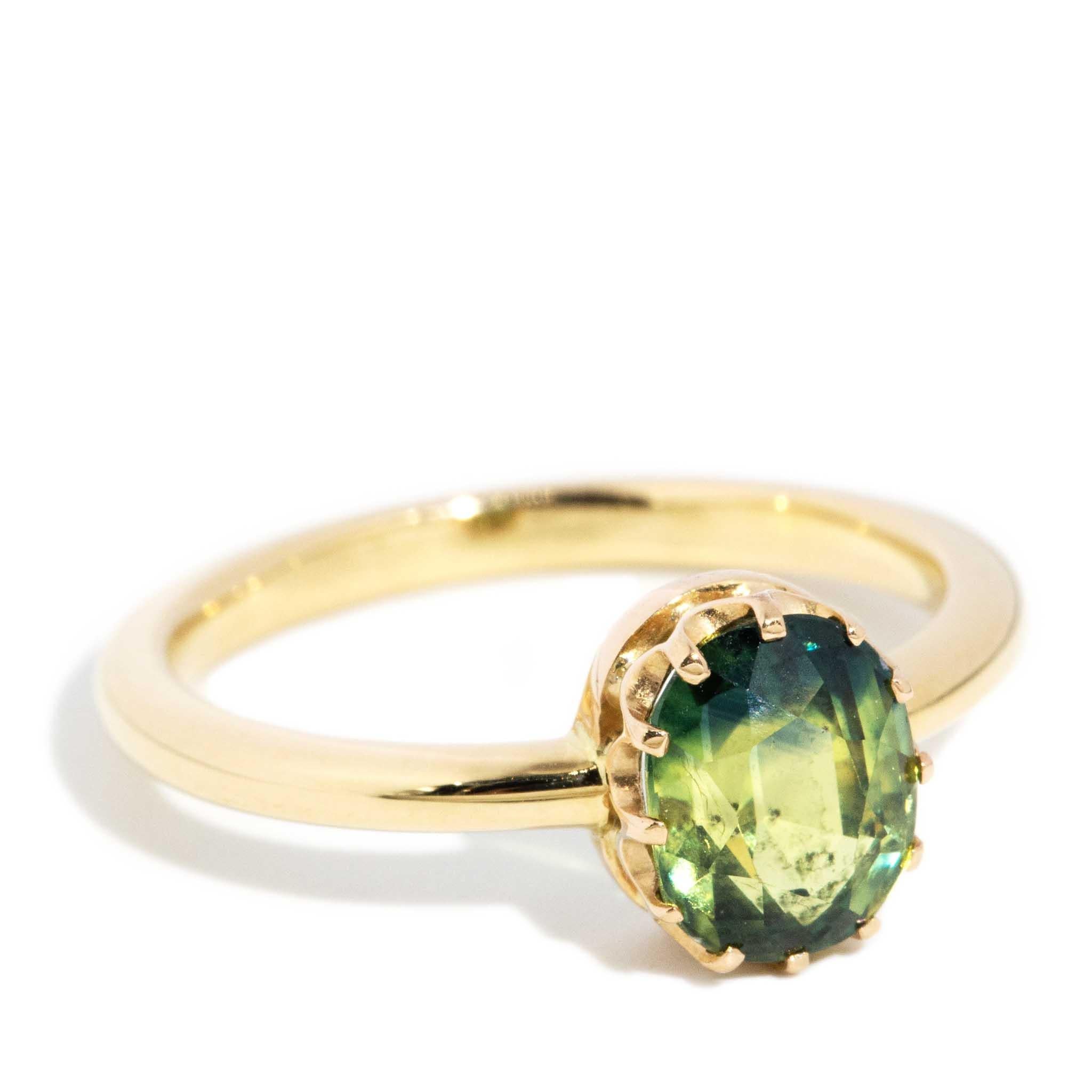 Vintage Circa 1950s Parti Sapphire Solitaire Ring 18 Carat Yellow Gold 3