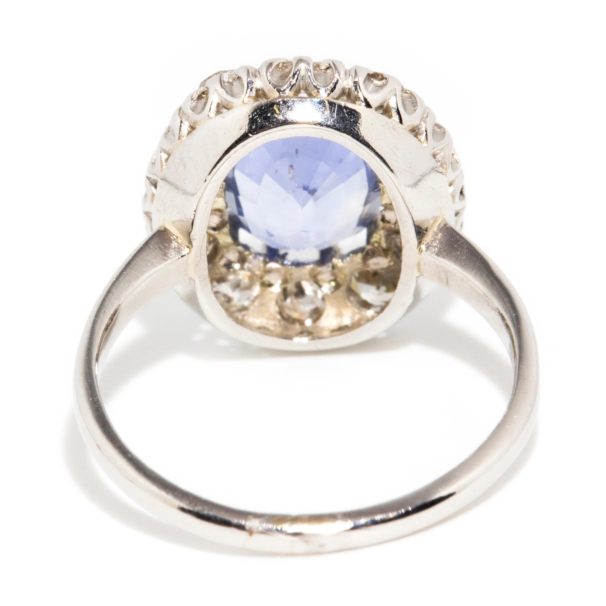 Platin-Cluster-Ring mit Ceylon-Blauem Saphir und Diamant-Halo aus den 1950er Jahren 2