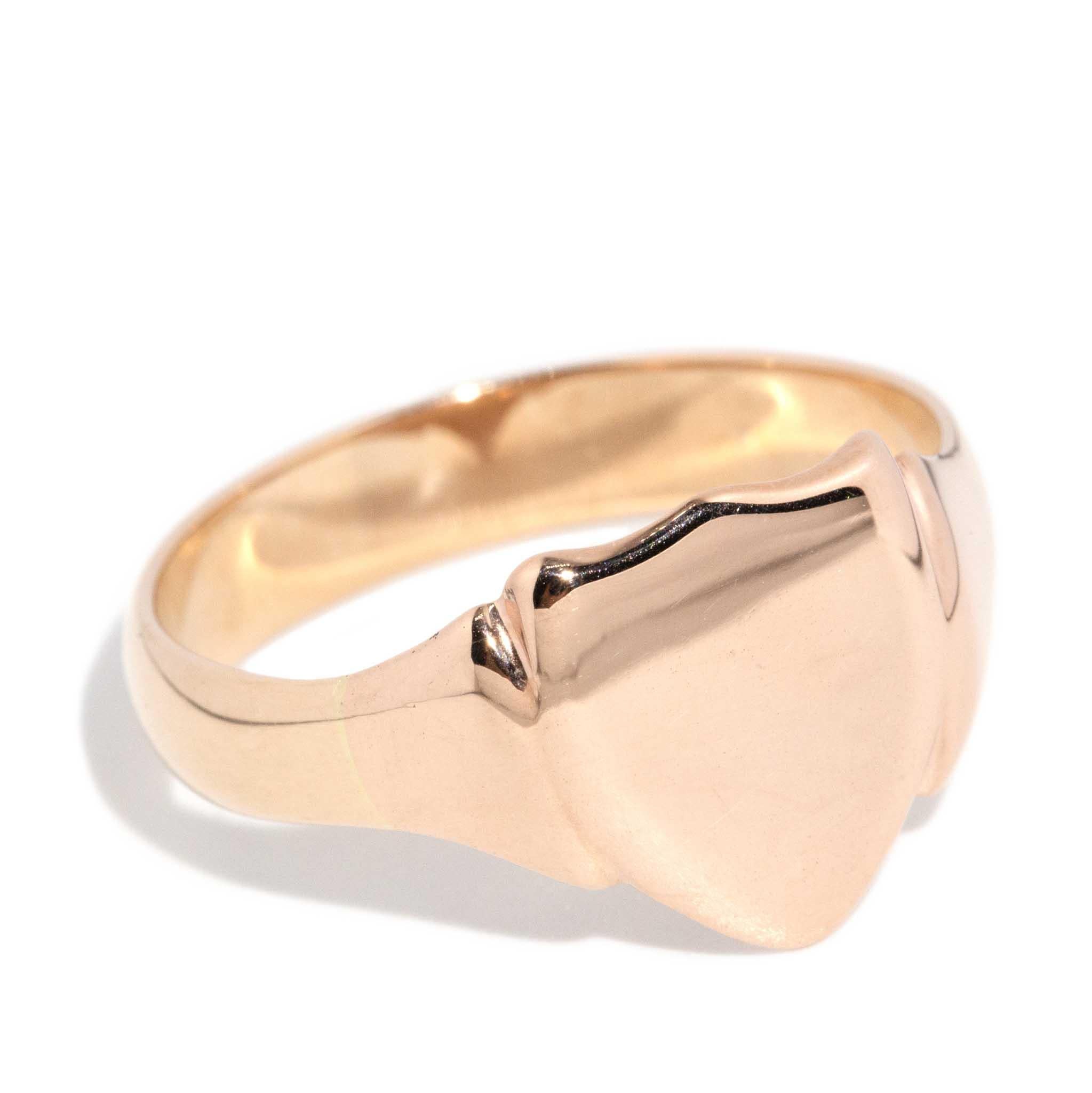 Women's Vintage Circa 1950s Shield Signet Ring 9 Carat Rose Gold For Sale